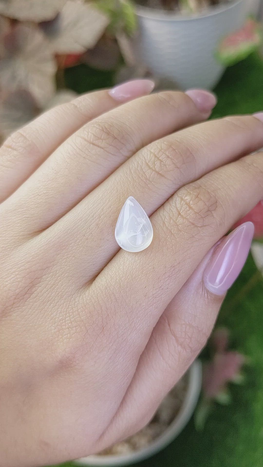 3.86 Ct. White Cabochon Moonstone from Ceylon (Sri Lanka) Size Video