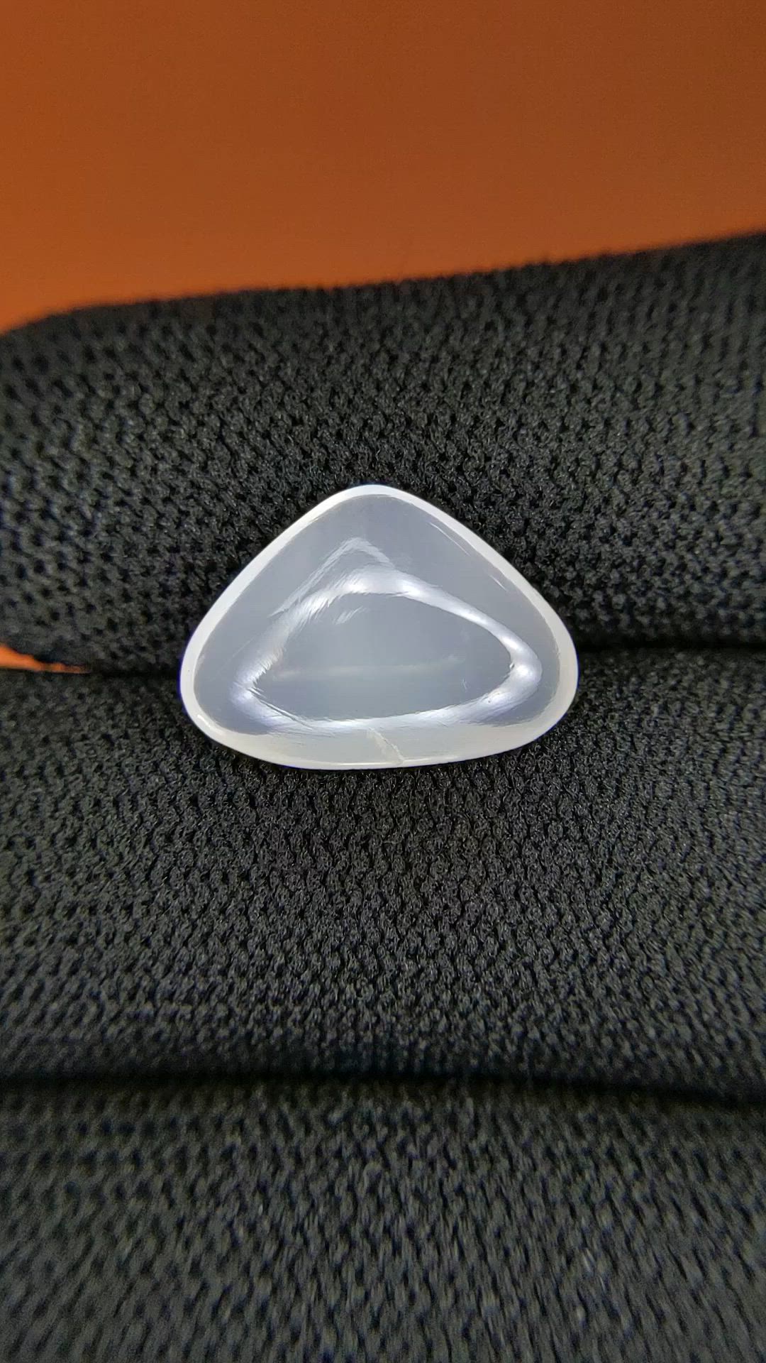 3.92 Ct. White Cabochon Moonstone from Ceylon (Sri Lanka) Size Video