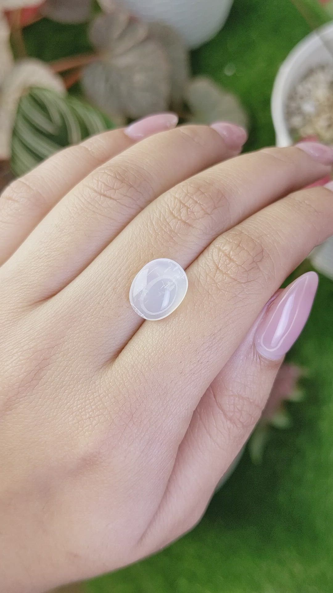 4.35 Ct. White Cabochon Moonstone from Ceylon (Sri Lanka) Size Video