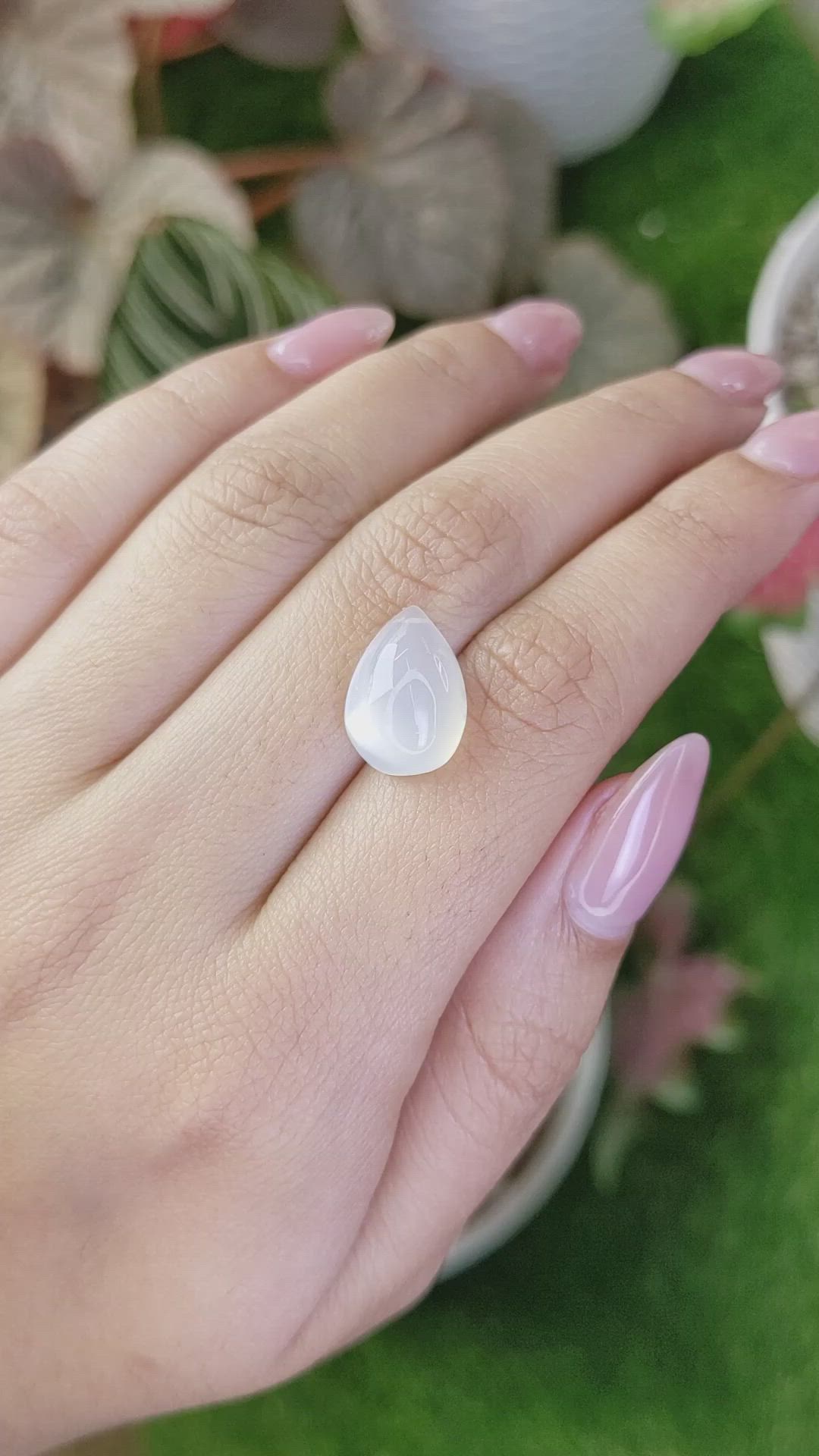 6.51 Ct. White Cabochon Moonstone from Ceylon (Sri Lanka) Size Video