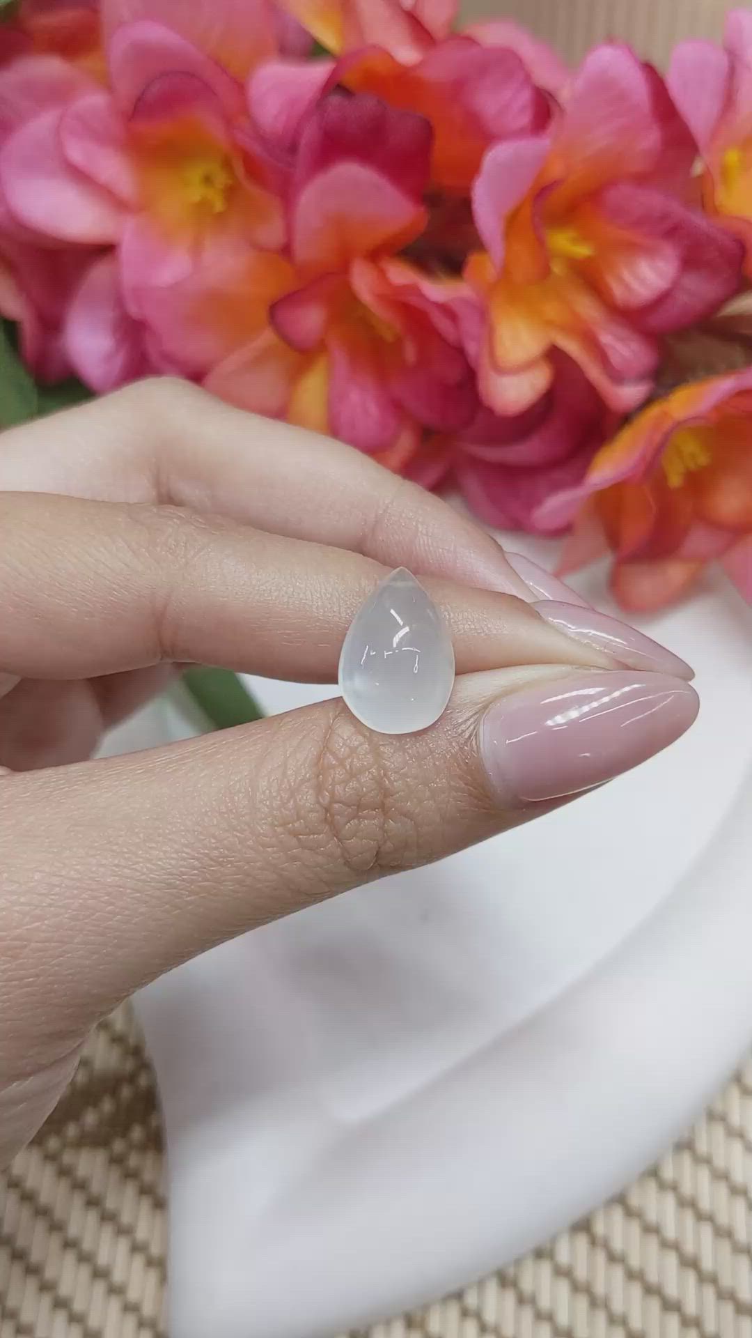 6.51 Ct. White Cabochon Moonstone from Ceylon (Sri Lanka) Size Video