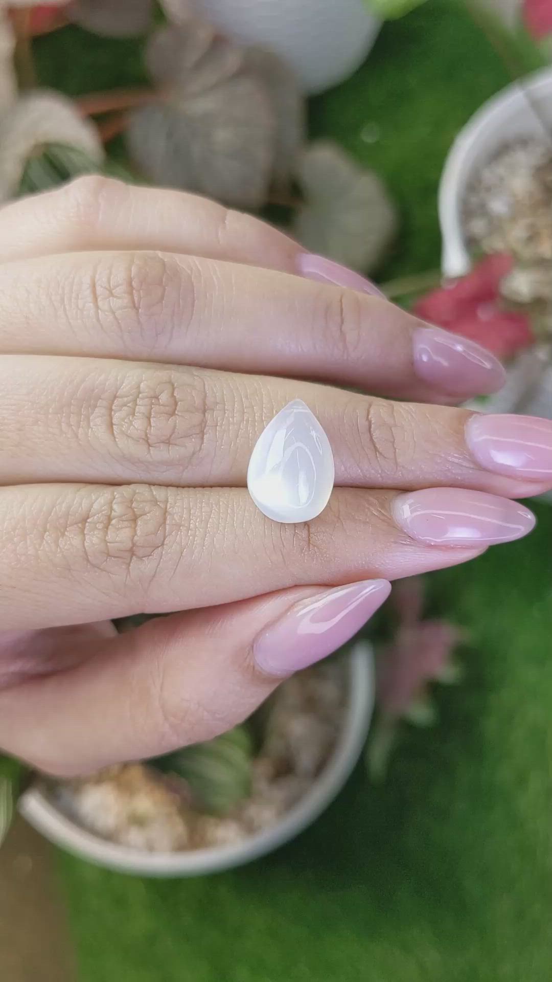 6.51 Ct. White Cabochon Moonstone from Ceylon (Sri Lanka) Size Video
