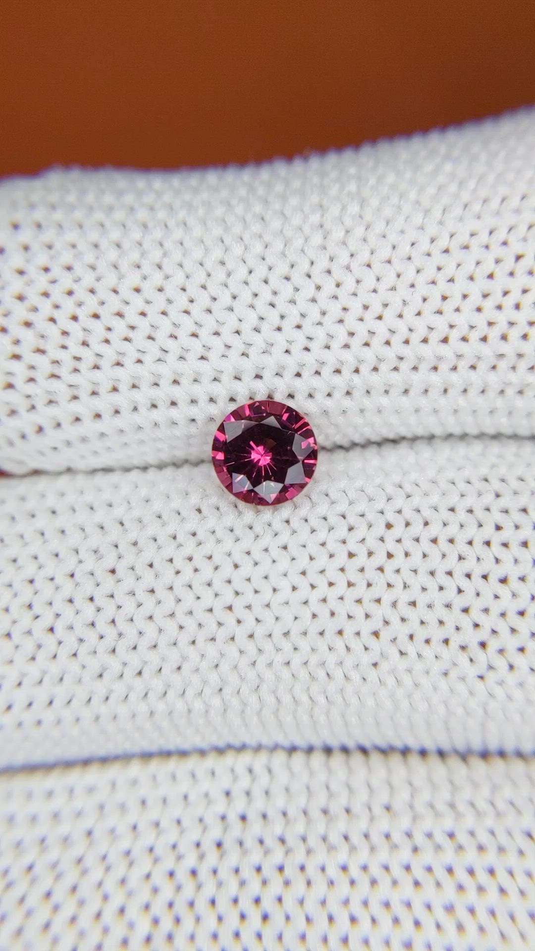 0.73 Ct. Purplish Pink Rhodolite Garnet from Ceylon (Sri Lanka) Size Video