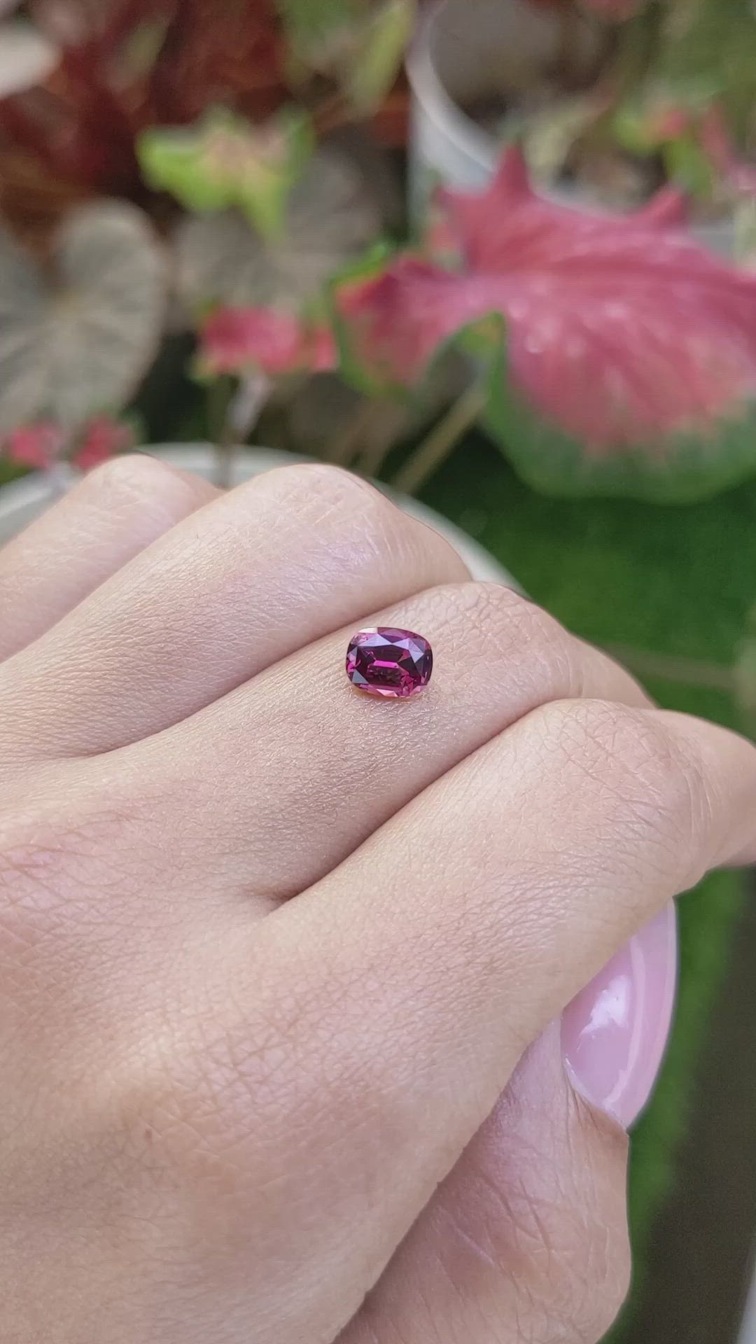 1.22 Ct. Red Rhodolite Garnet from Ceylon (Sri Lanka) Size Video