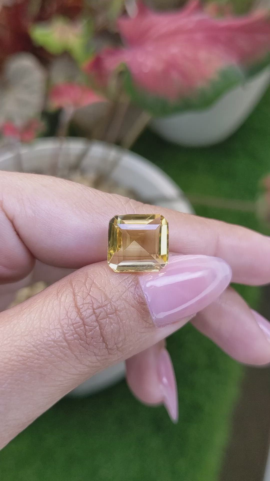 6.75 Ct. Yellow Citrine from Ceylon (Sri Lanka) Size Video