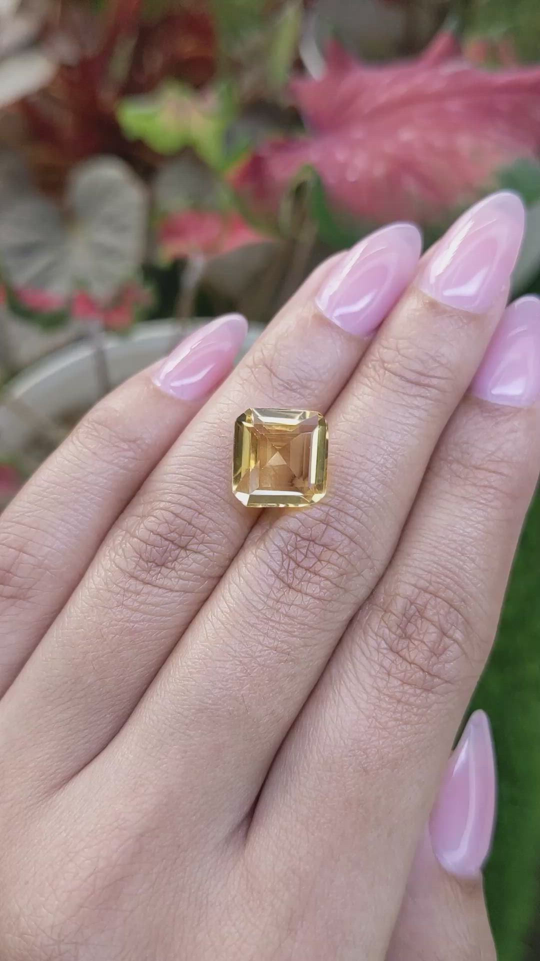 6.75 Ct. Yellow Citrine from Ceylon (Sri Lanka) Size Video