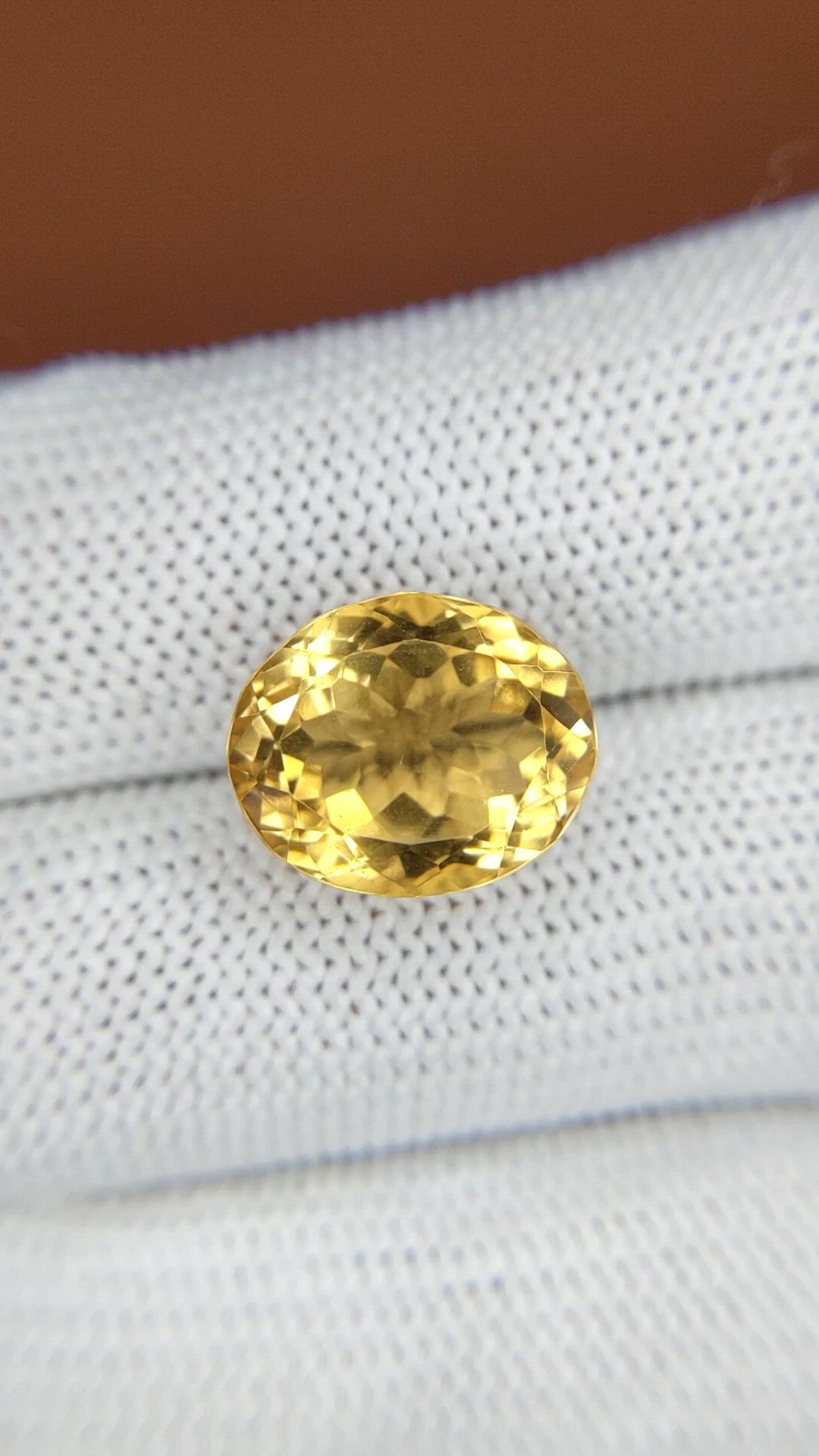 8.44 Ct. Yellow Citrine from Ceylon (Sri Lanka) Size Video