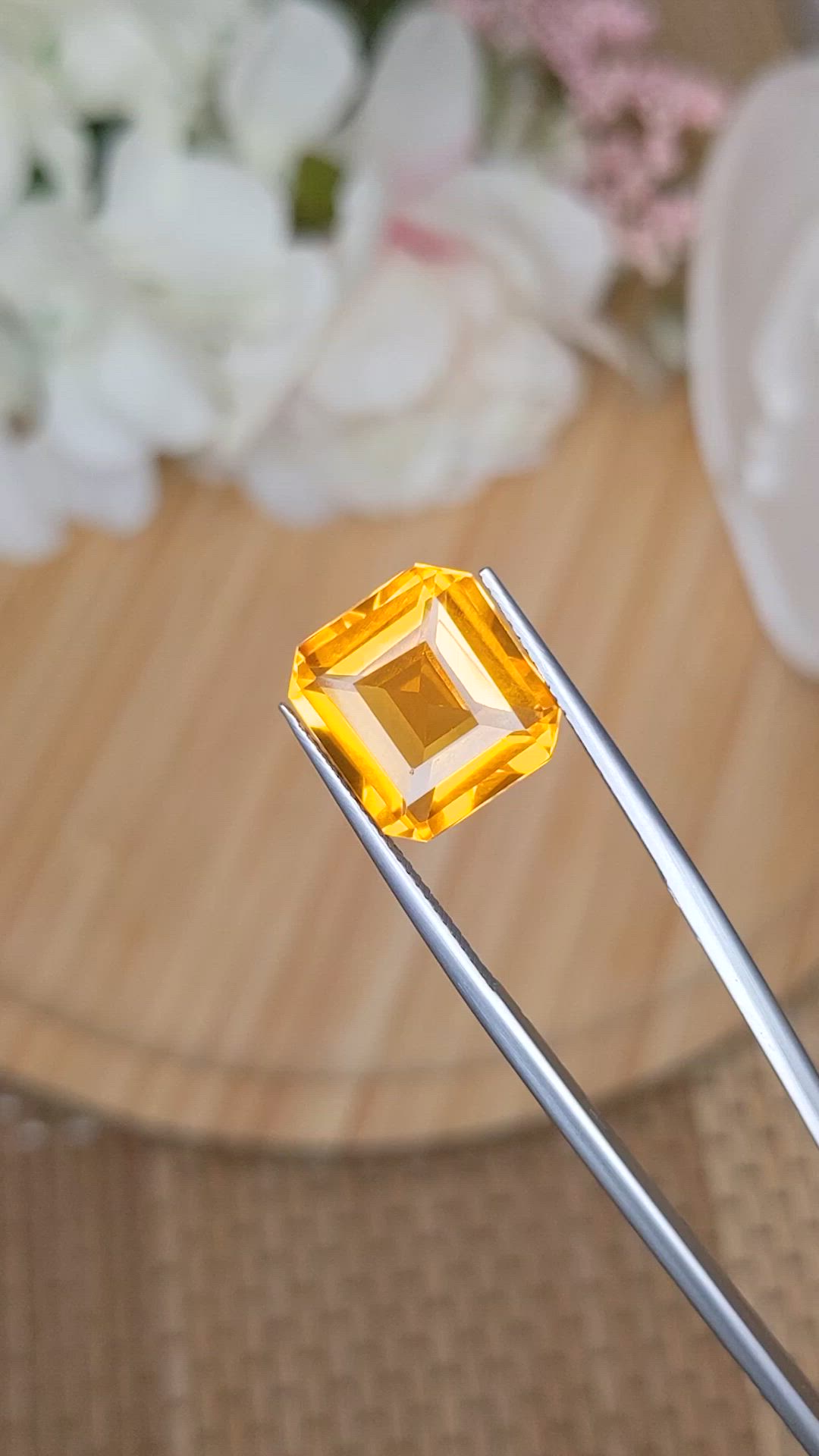 8.57 Ct. Yellowish Orange Citrine from Ceylon (Sri Lanka) Size Video