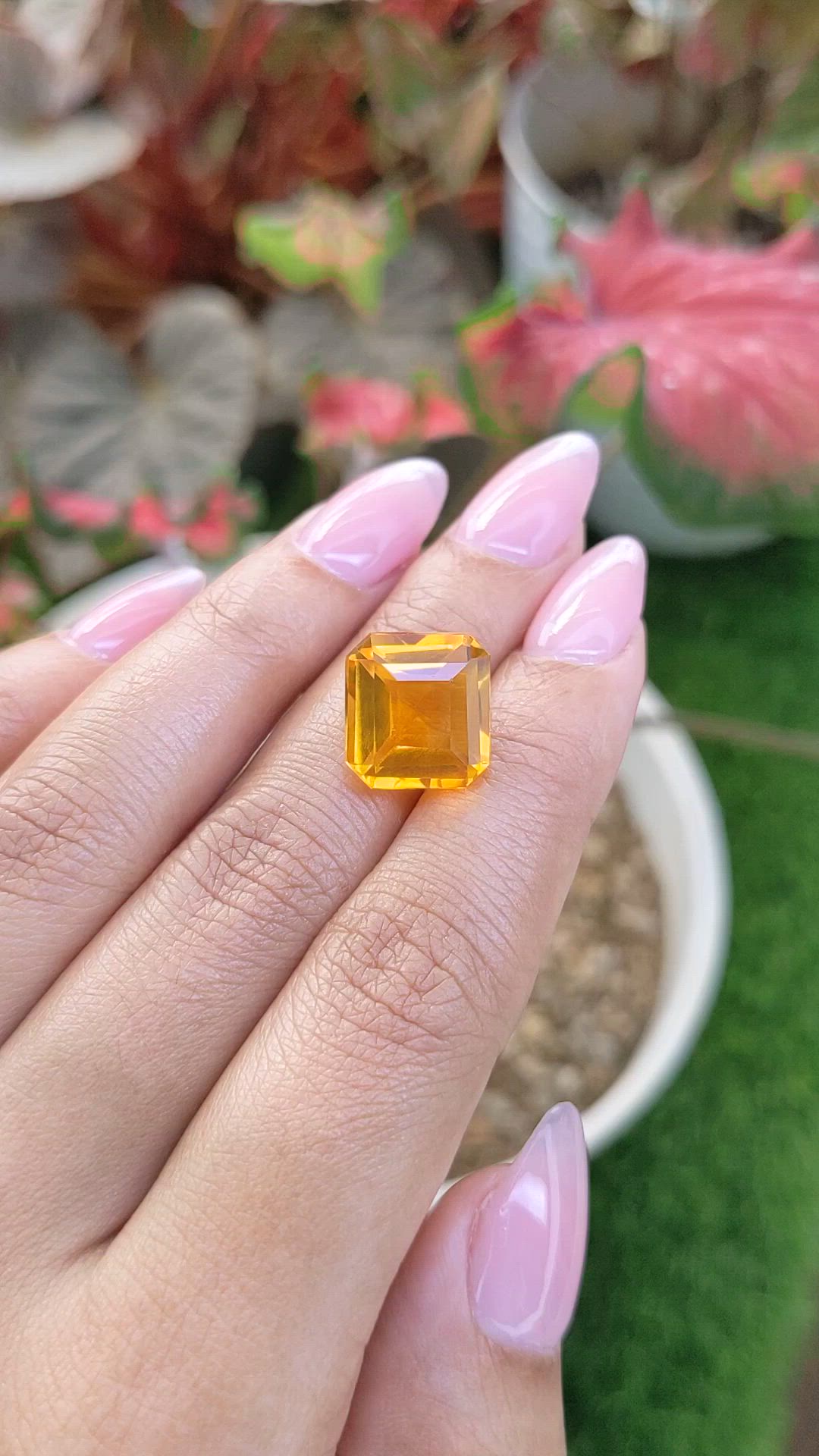 8.57 Ct. Yellowish Orange Citrine from Ceylon (Sri Lanka) Size Video