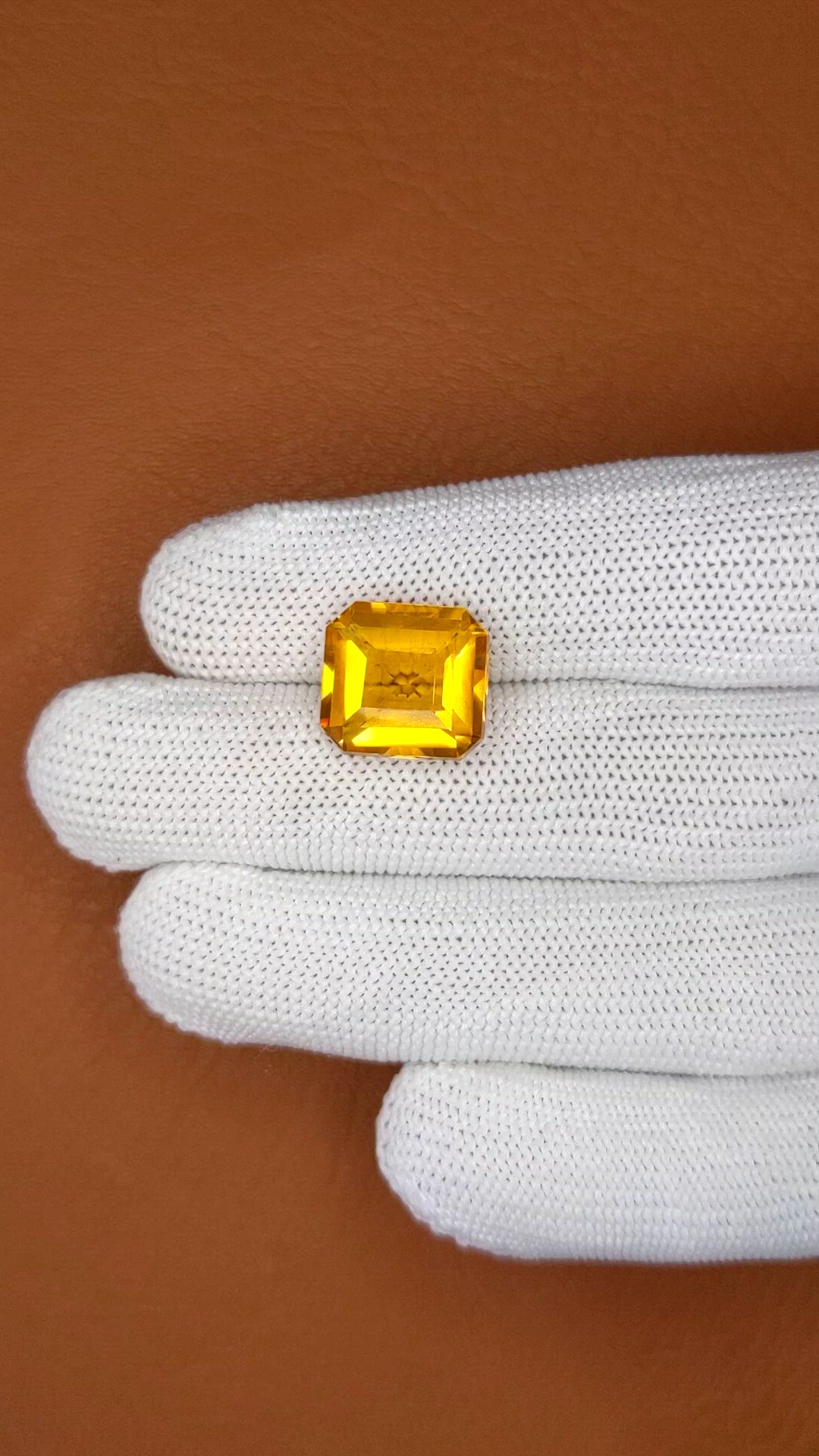 8.57 Ct. Yellowish Orange Citrine from Ceylon (Sri Lanka) Size Video