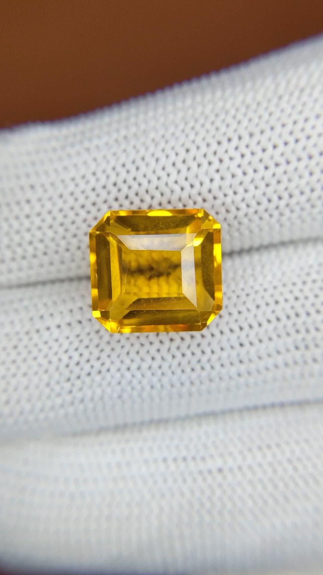 8.13 Ct. Yellow Citrine from Ceylon (Sri Lanka) Size Video