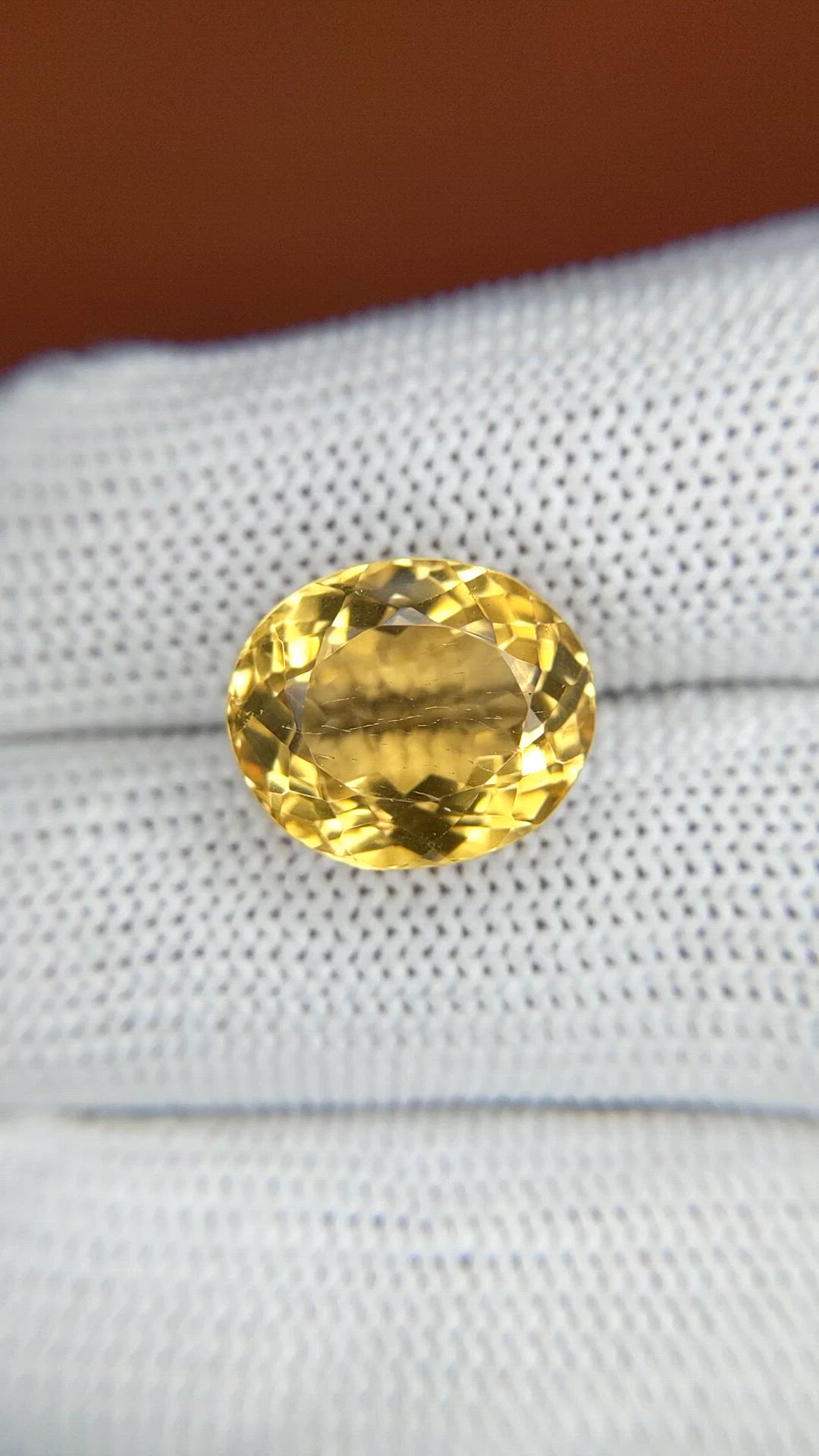 8.30 Ct. Yellow Citrine from Ceylon (Sri Lanka) Size Video