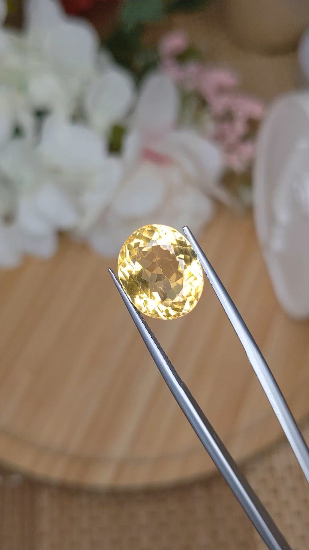 8.30 Ct. Yellow Citrine from Ceylon (Sri Lanka) Size Video