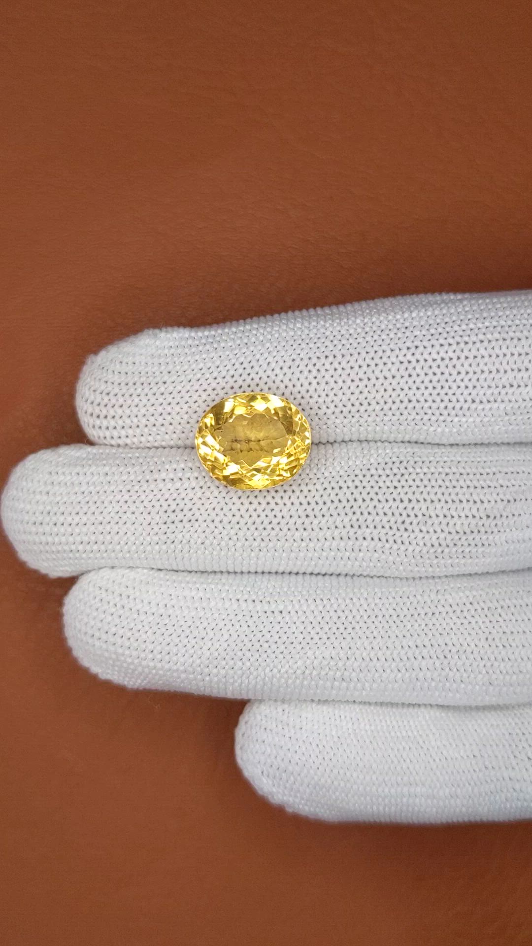 8.30 Ct. Yellow Citrine from Ceylon (Sri Lanka) Size Video