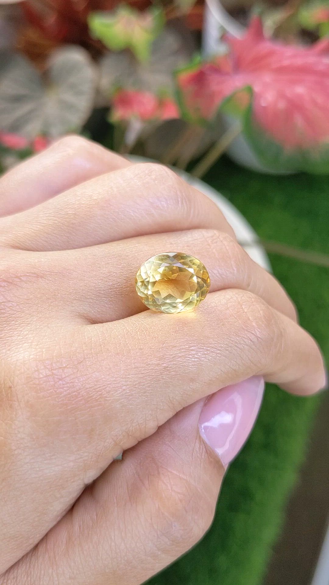 8.32 Ct. Yellow Citrine from Ceylon (Sri Lanka) Size Video