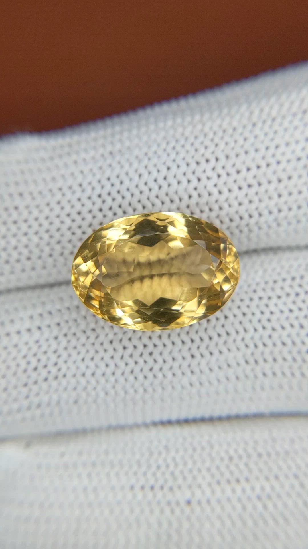 9.42 Ct. Yellow Citrine from Ceylon (Sri Lanka) Size Video