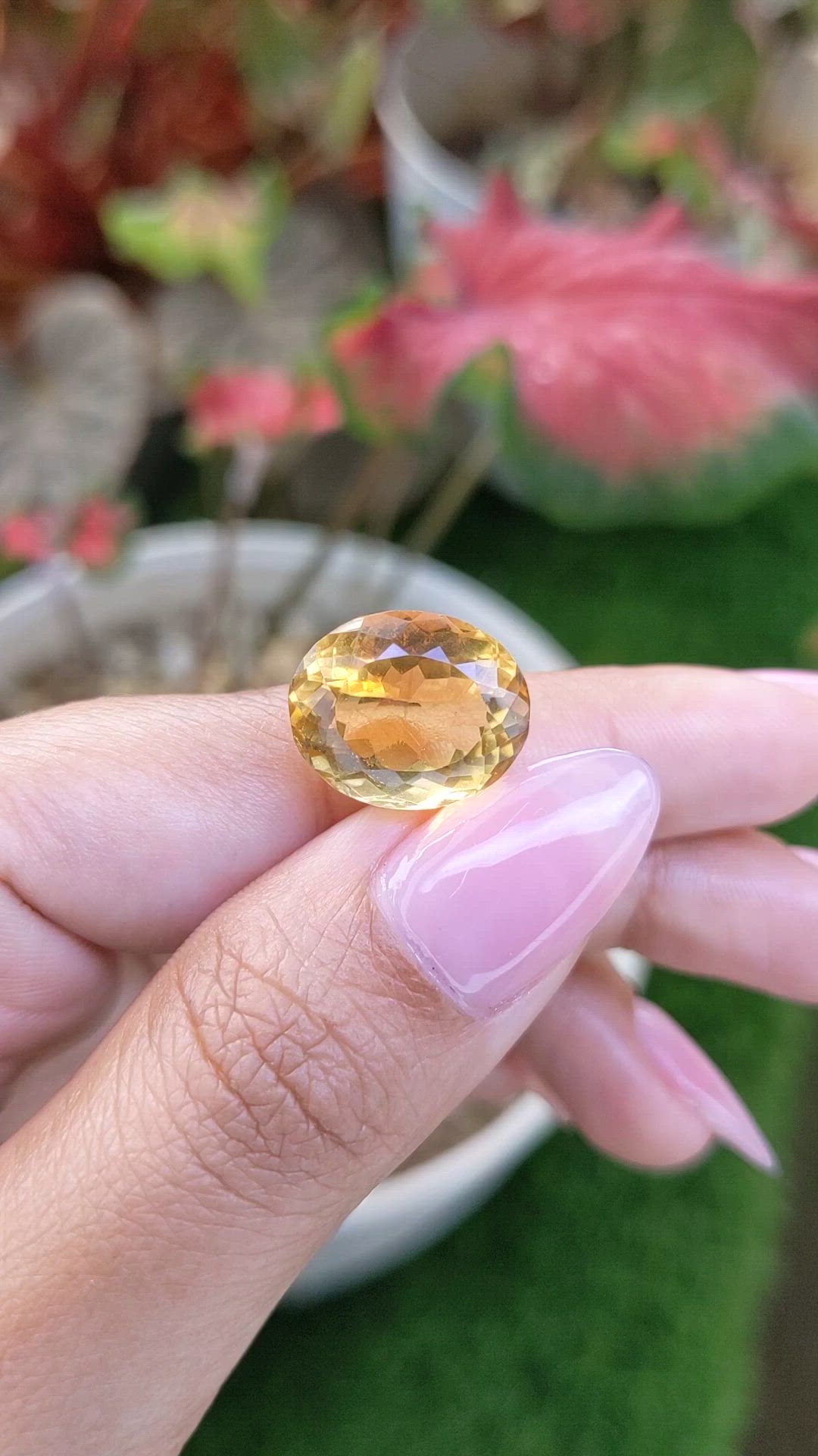 11.61 Ct. Yellow Citrine from Ceylon (Sri Lanka) Size Video