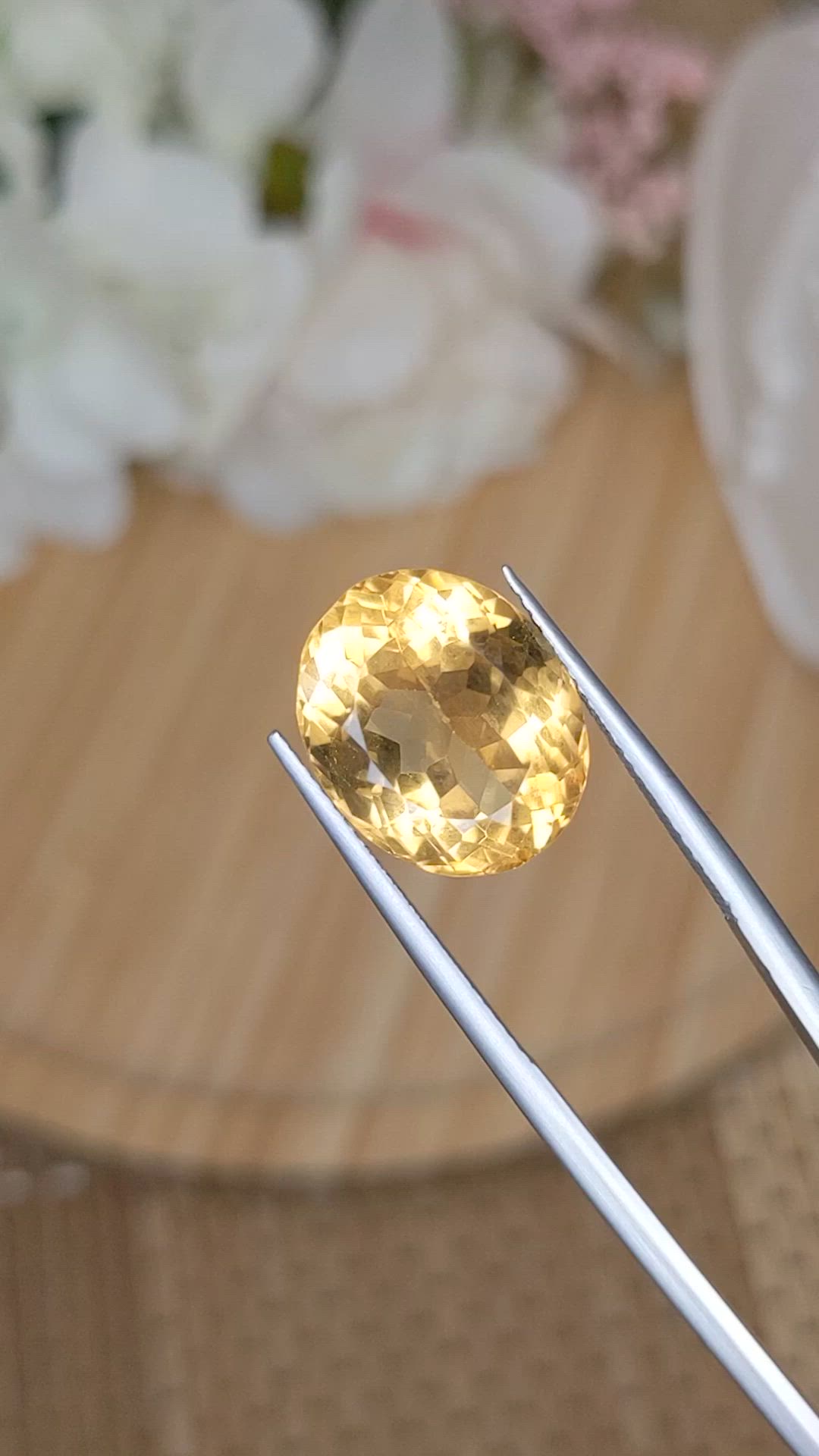 11.61 Ct. Yellow Citrine from Ceylon (Sri Lanka) Size Video