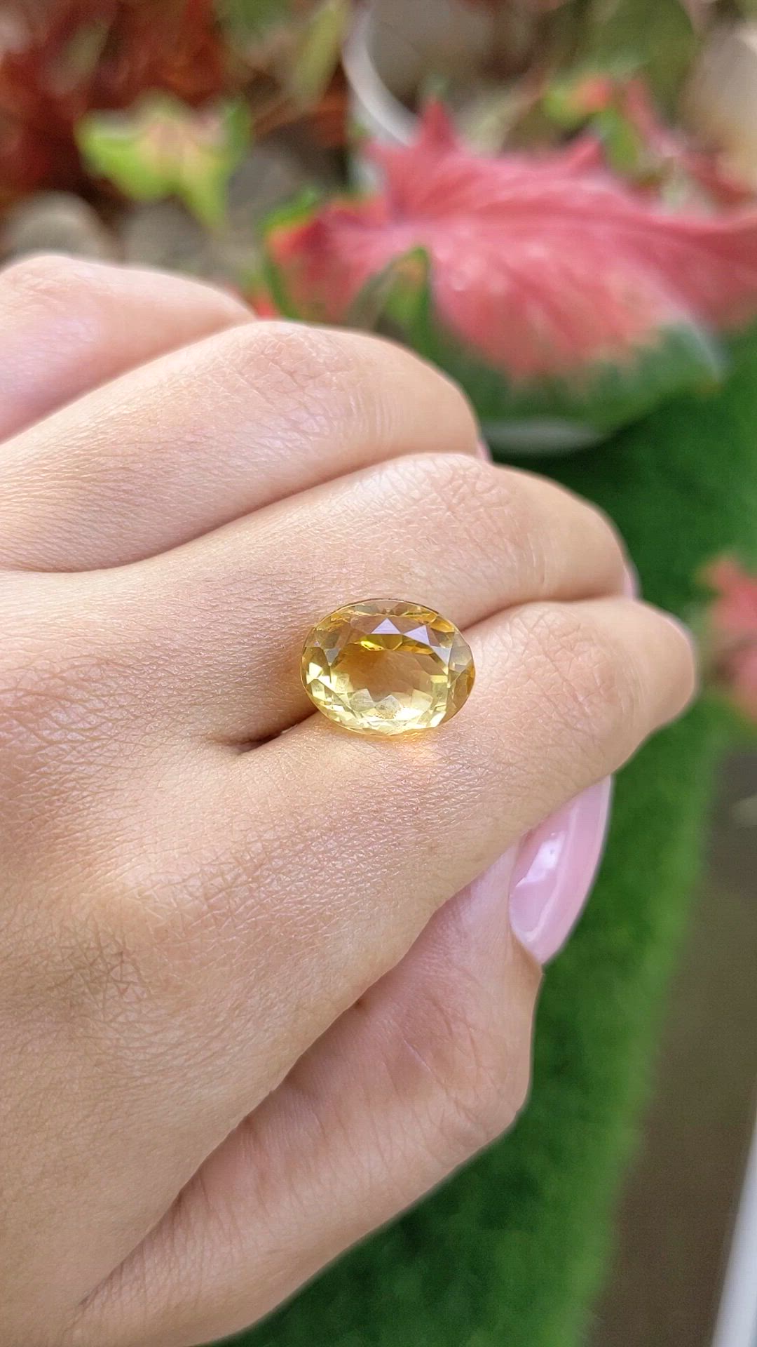 8.42 Ct. Yellow Citrine from Ceylon (Sri Lanka) Size Video