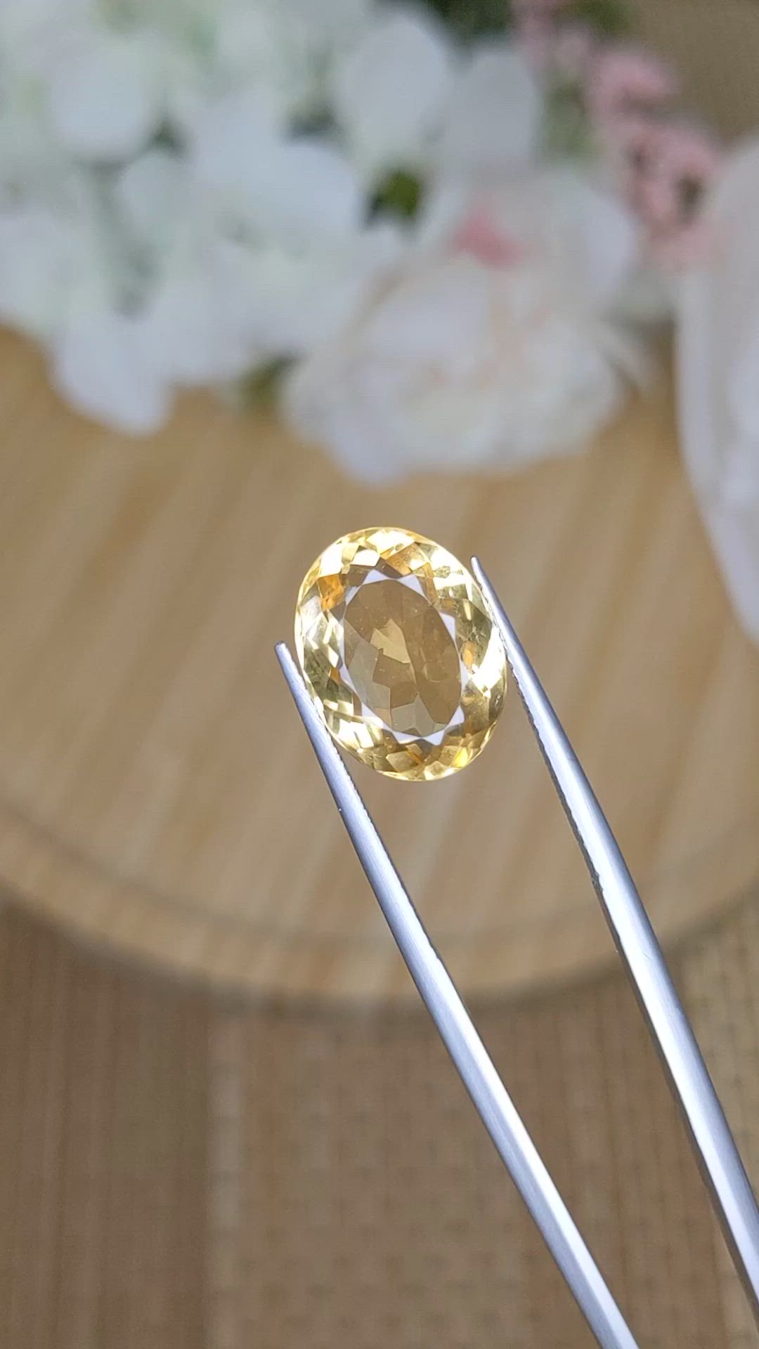 7.00 Ct. Yellow Citrine from Ceylon (Sri Lanka) Size Video