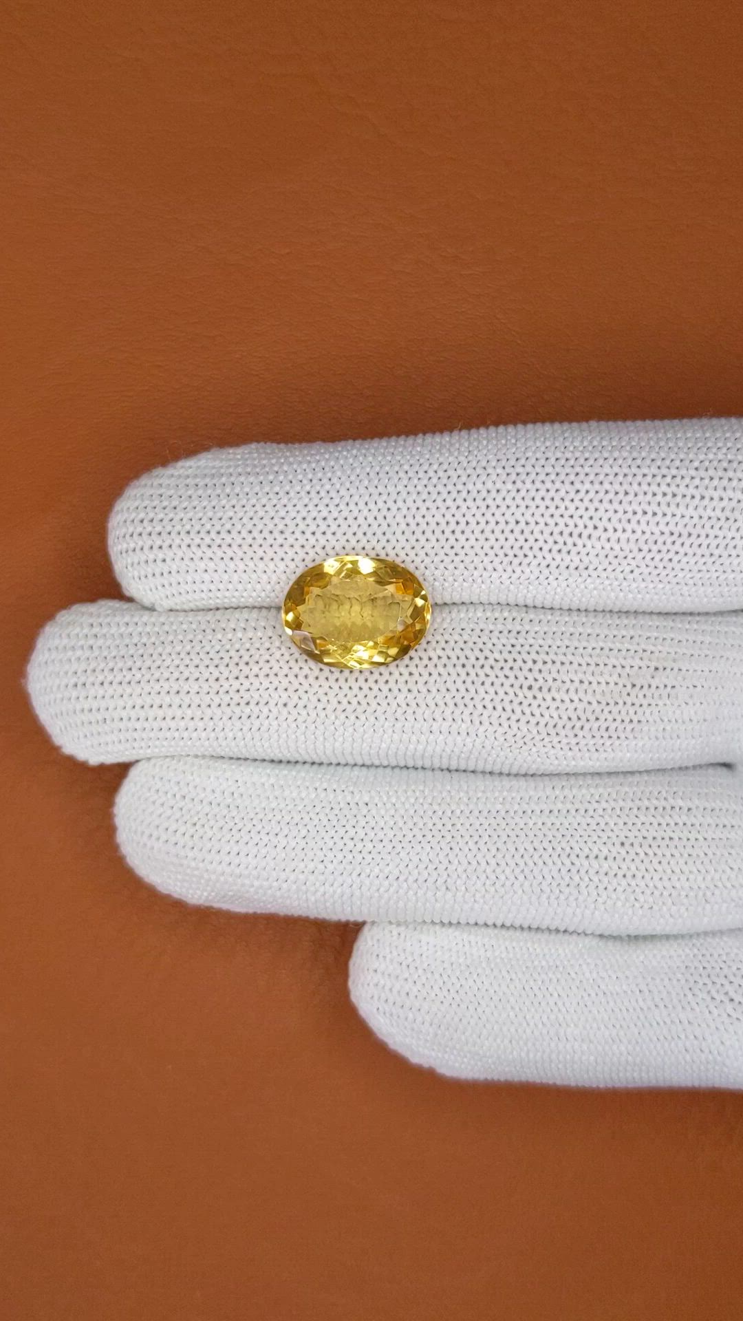 7.00 Ct. Yellow Citrine from Ceylon (Sri Lanka) Size Video