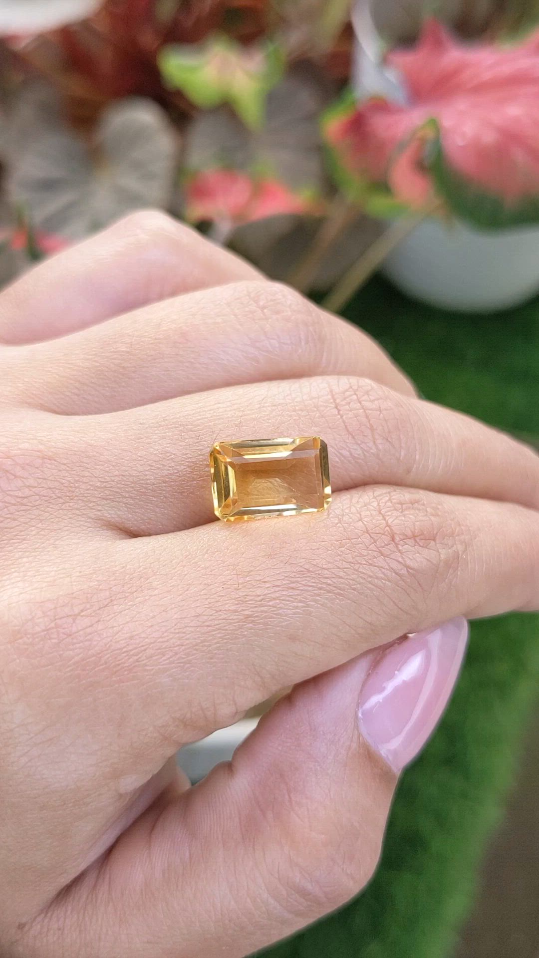 4.88 Ct. Yellow Citrine from Ceylon (Sri Lanka) Size Video