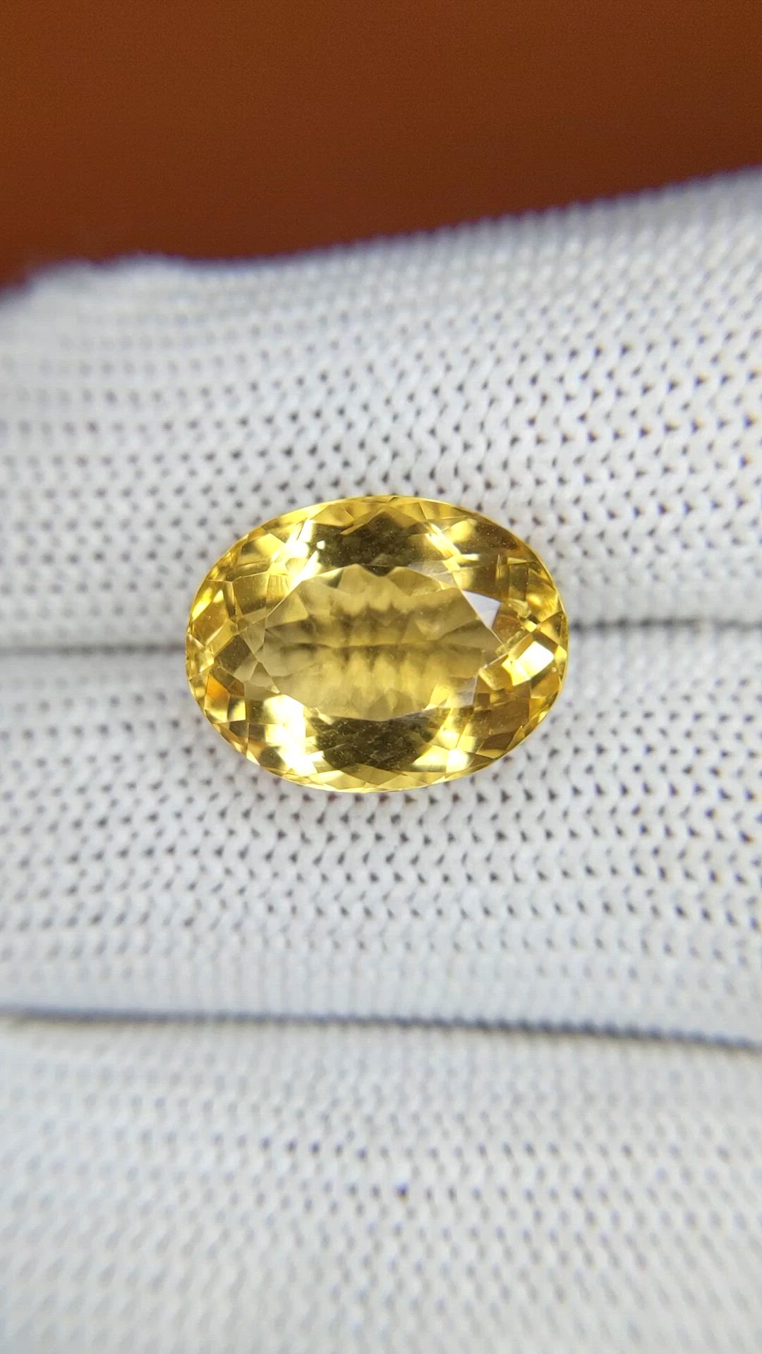 8.55 Ct. Yellow Citrine from Ceylon (Sri Lanka) Size Video