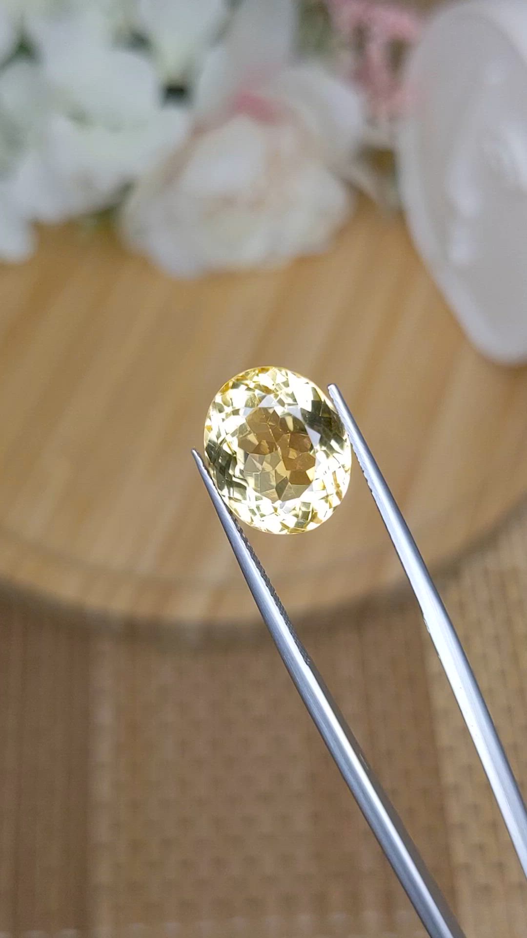 8.86 Ct. Yellow Citrine from Ceylon (Sri Lanka) Size Video