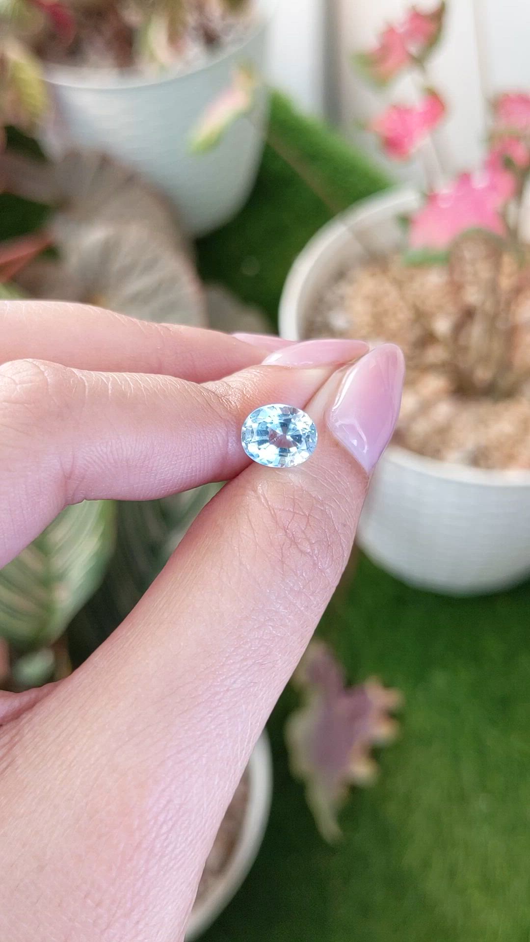 2.73 Ct. Sky Blue Topaz from Ceylon (Sri Lanka) Size Video