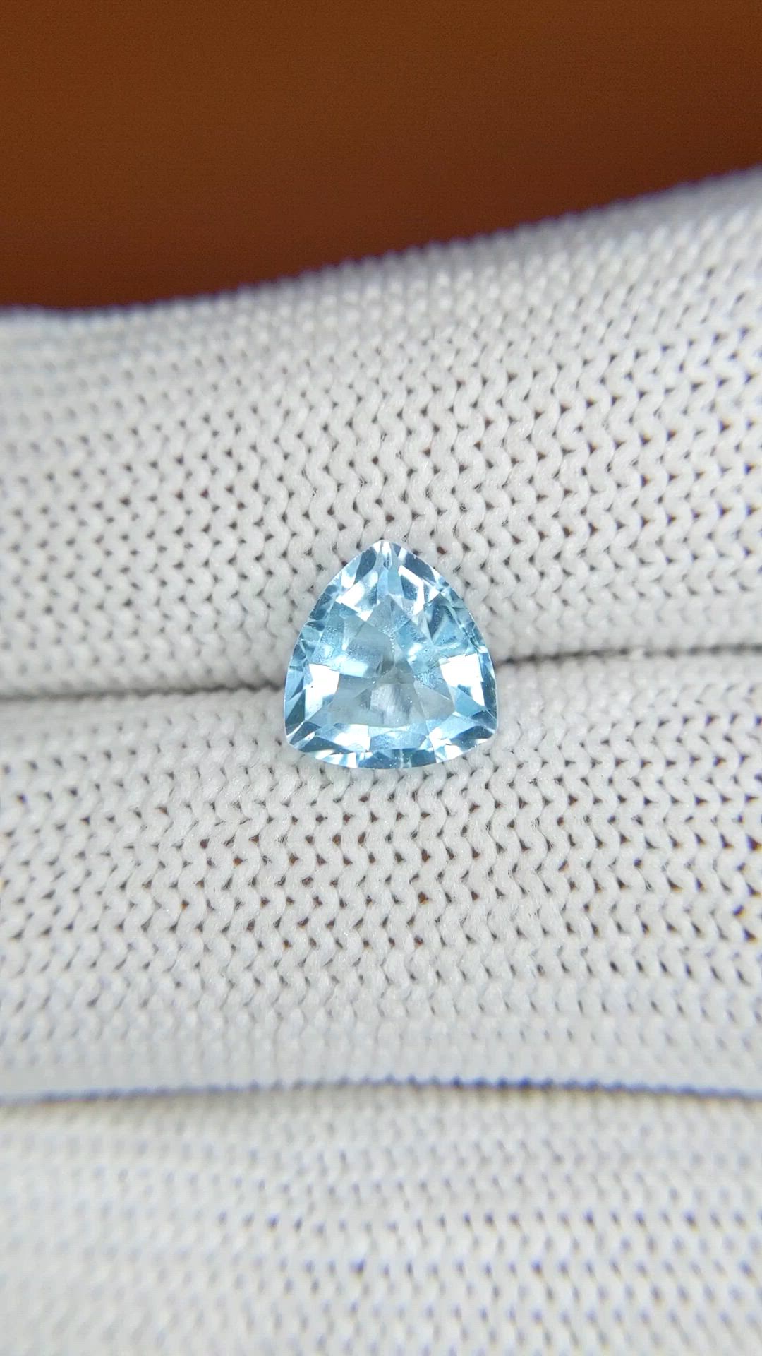 2.49 Ct. Sky Blue Topaz from Ceylon (Sri Lanka) Size Video