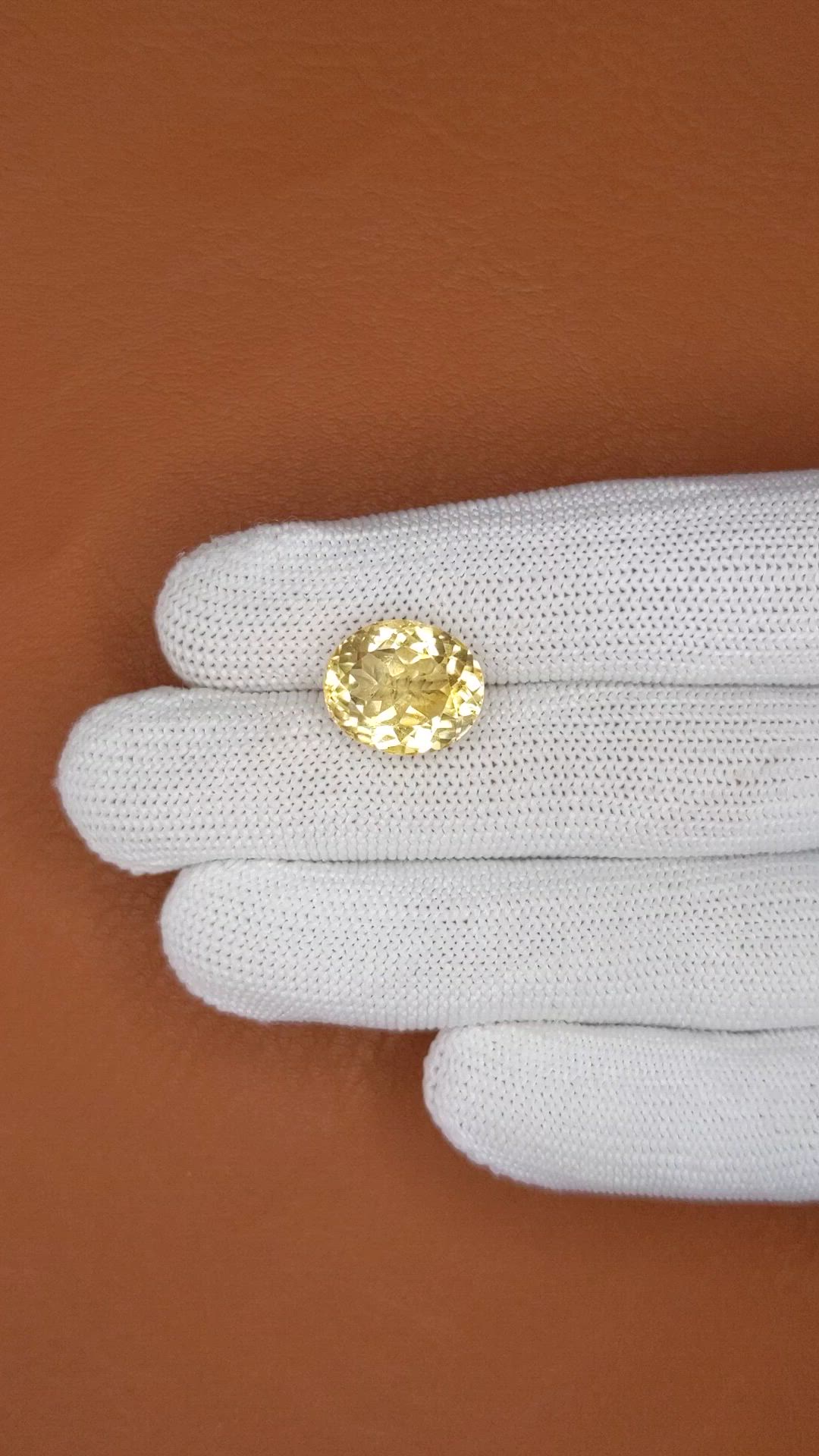 8.39 Ct. Yellow Citrine from Ceylon (Sri Lanka) Size Video