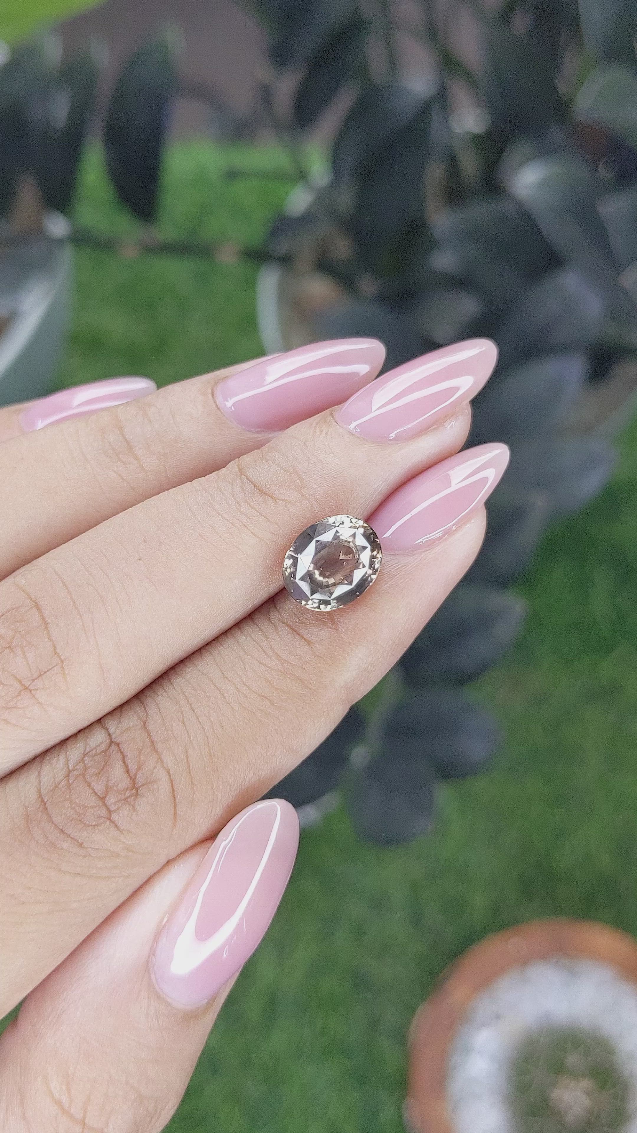 4.17 Ct. Brown Zircon from Ceylon (Sri Lanka) Size Video