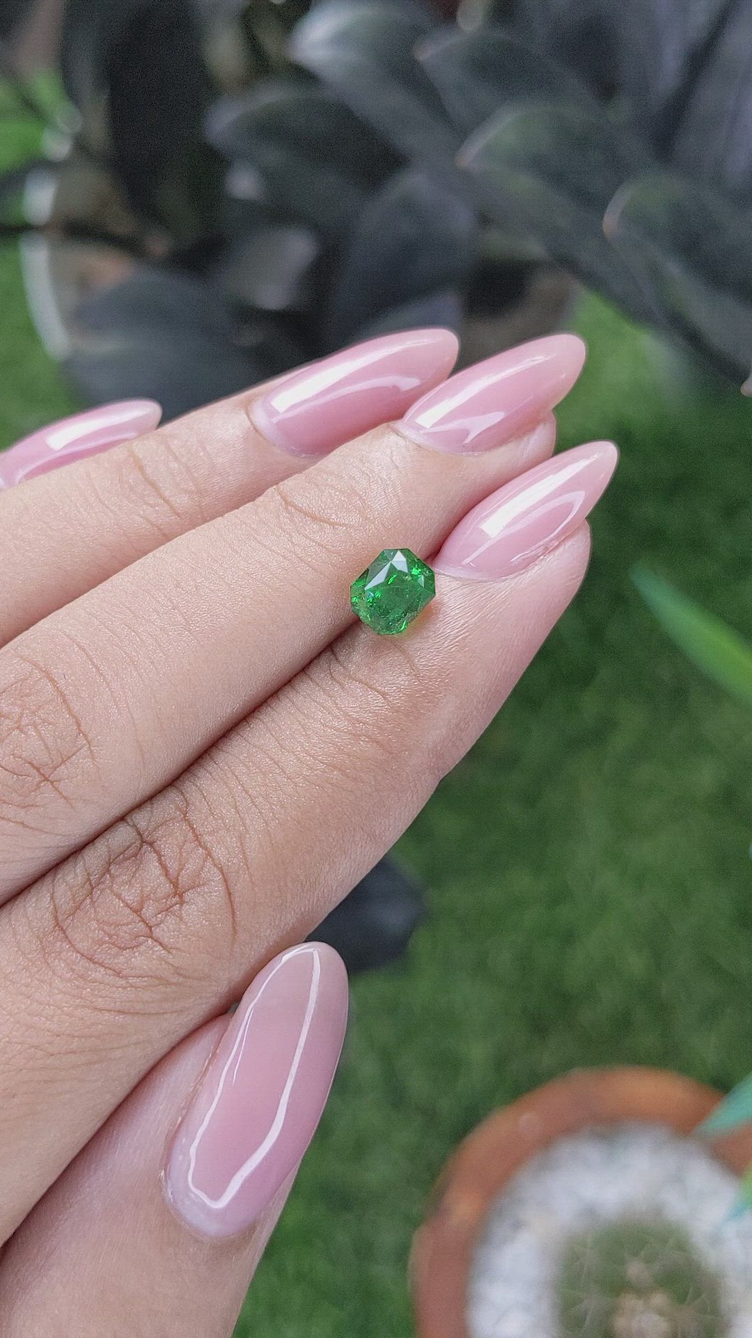 1.40 Ct. Tsavorite Garnet from Tanzania Size Video