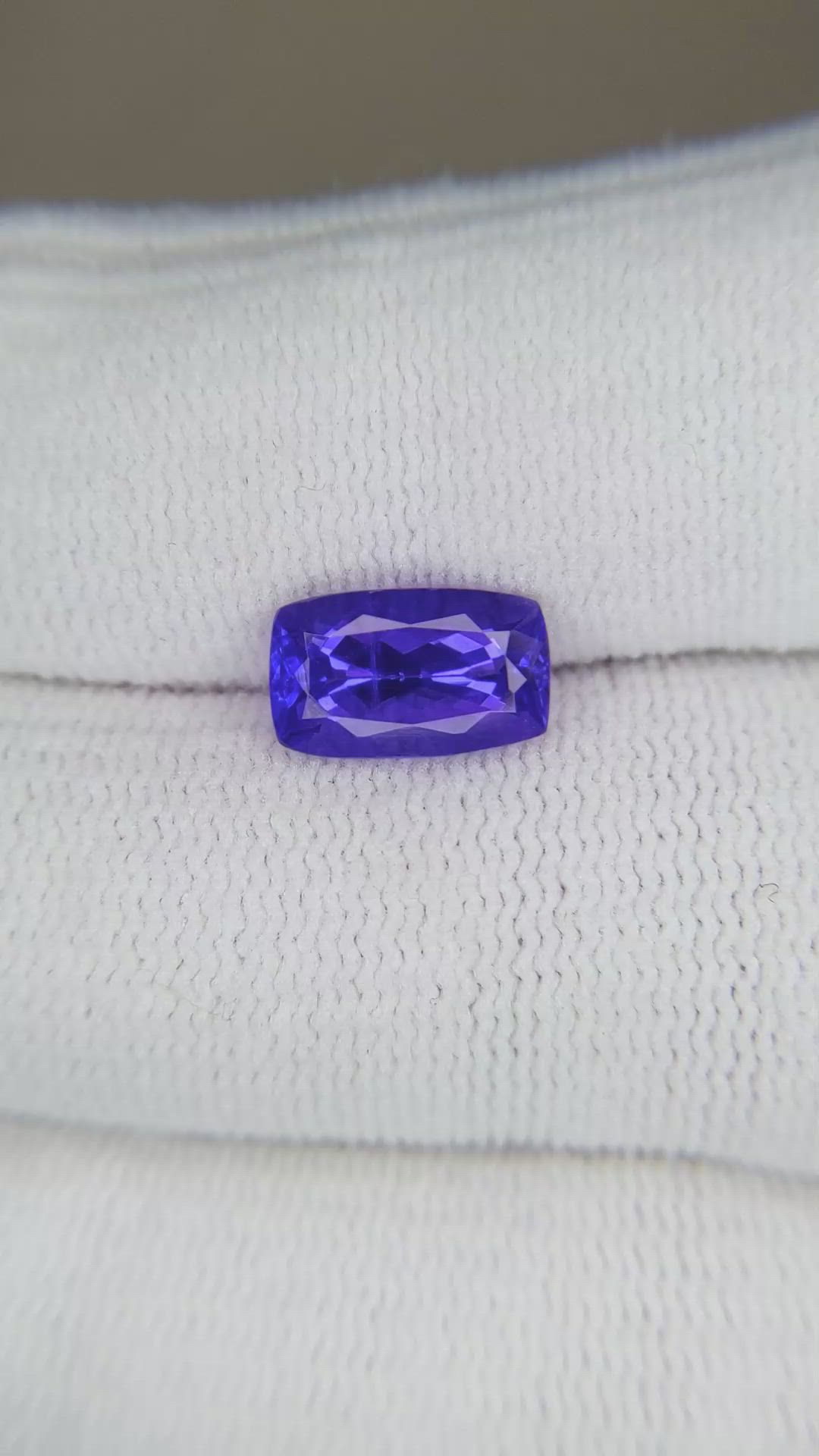 2.34 Ct. Violetish Blue Tanzanite from Tanzania Size Video