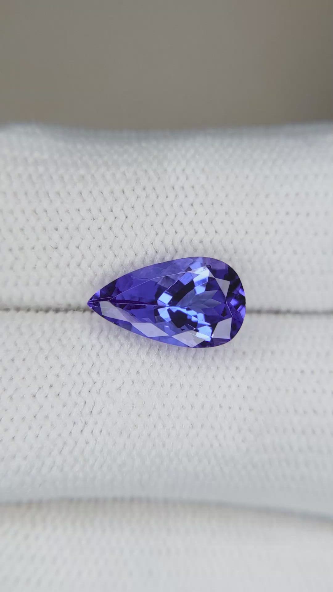 2.93 Ct. Violetish Blue Tanzanite from Tanzania Size Video