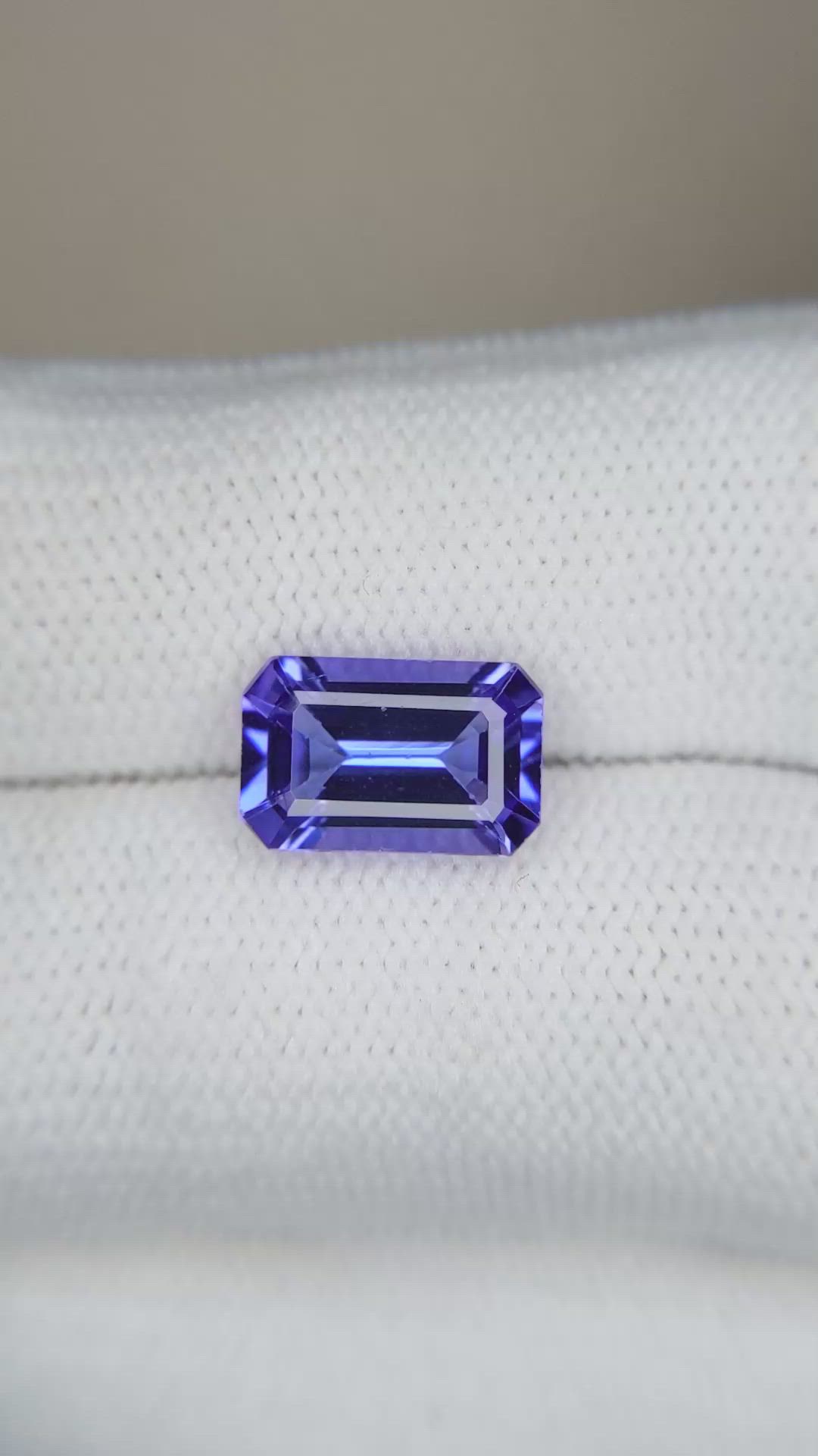 3.09 Ct. Violet Tanzanite from Tanzania Size Video