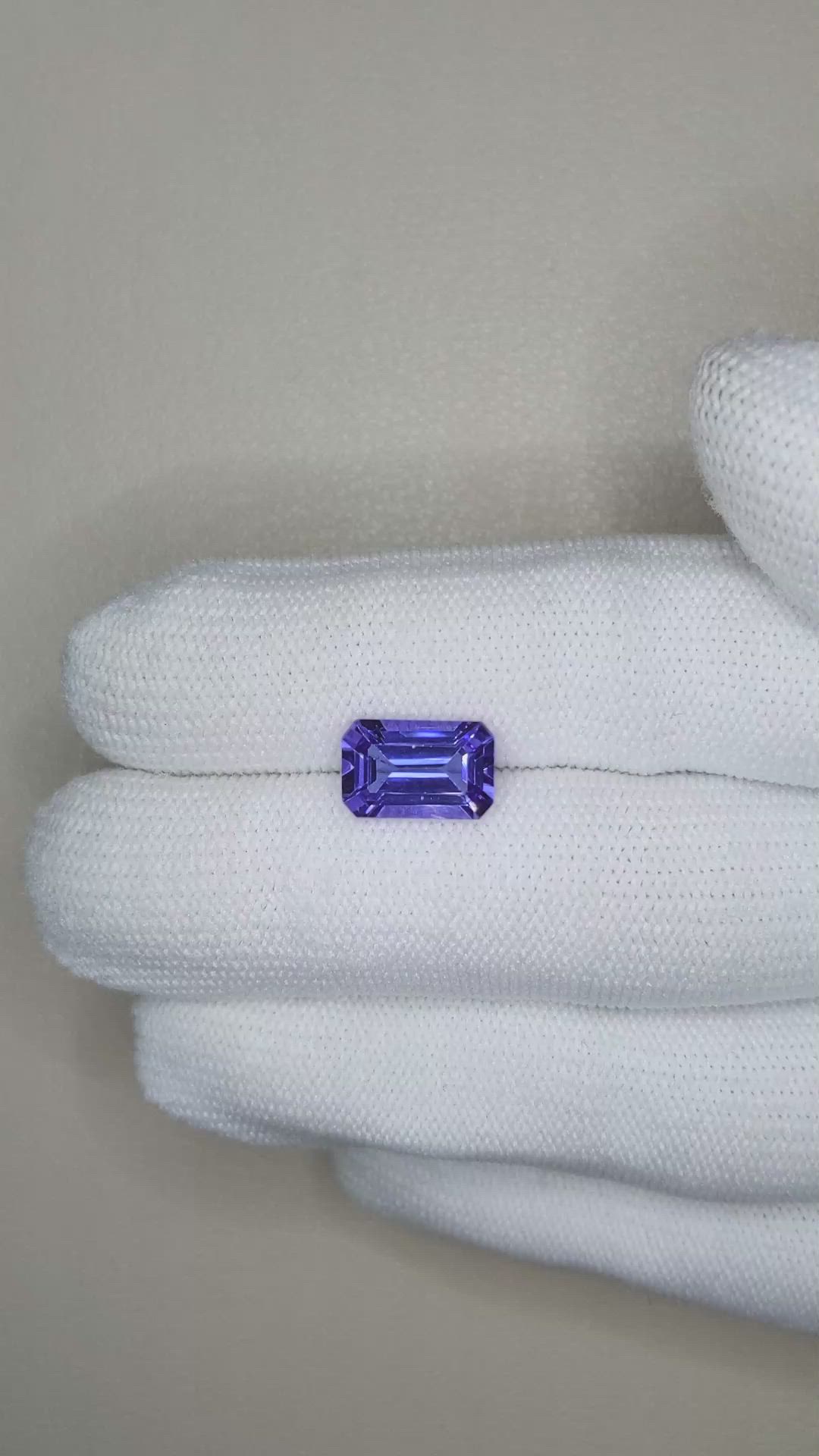 3.09 Ct. Violet Tanzanite from Tanzania Size Video