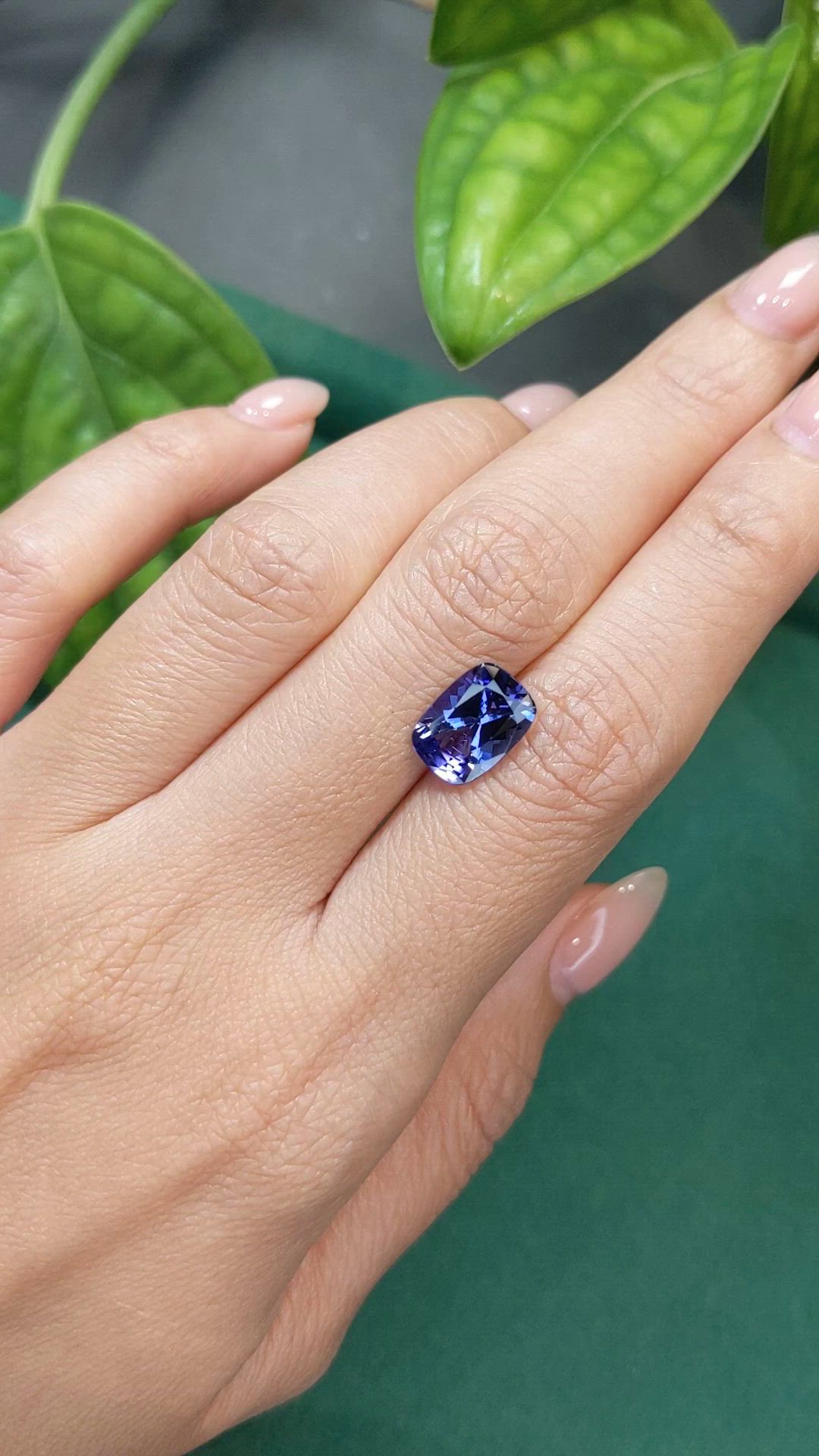 3.23 Ct. Violetish Blue Tanzanite from Tanzania Size Video