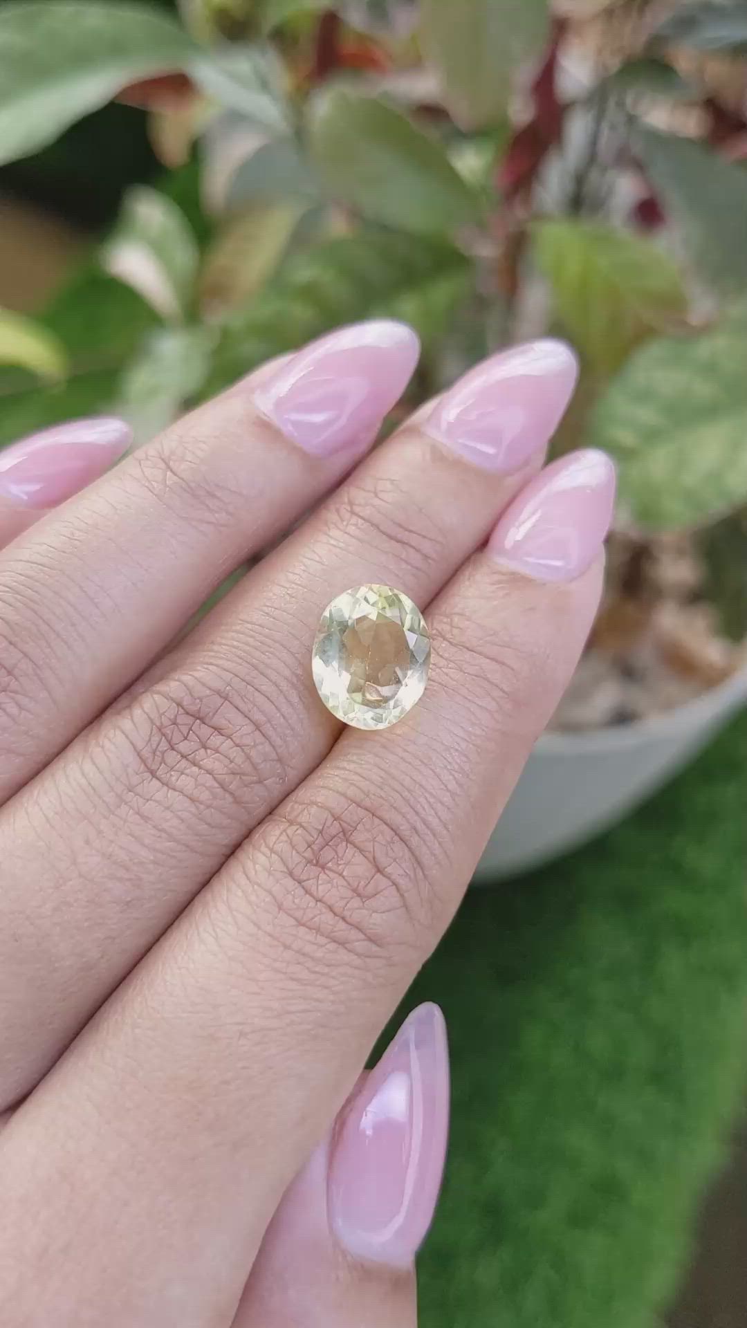3.86 Ct. Lemon Quartz from Madagascar Size Video