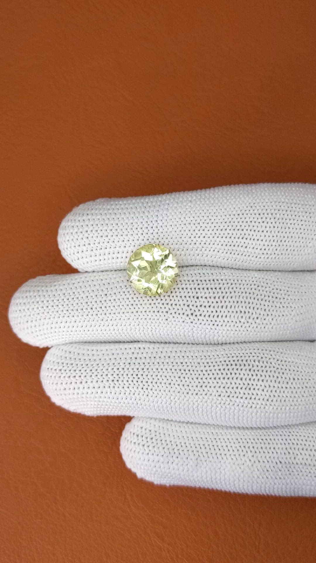 4.20 Ct. Yellow Quartz from Madagascar Size Video