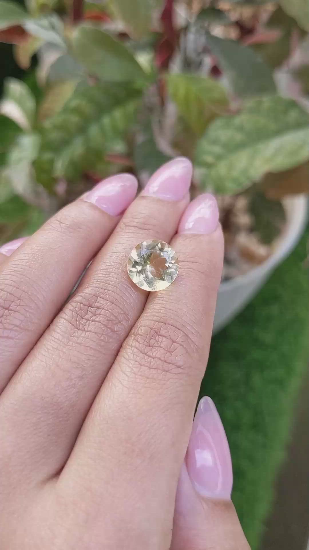 4.20 Ct. Yellow Quartz from Madagascar Size Video