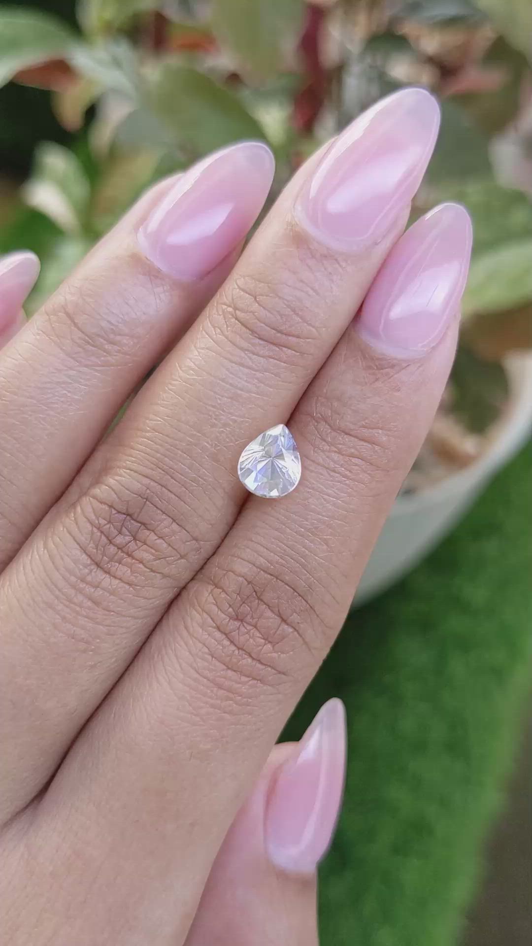 1.33 Ct. Rainbow Moonstone from Ceylon (Sri Lanka) Size Video