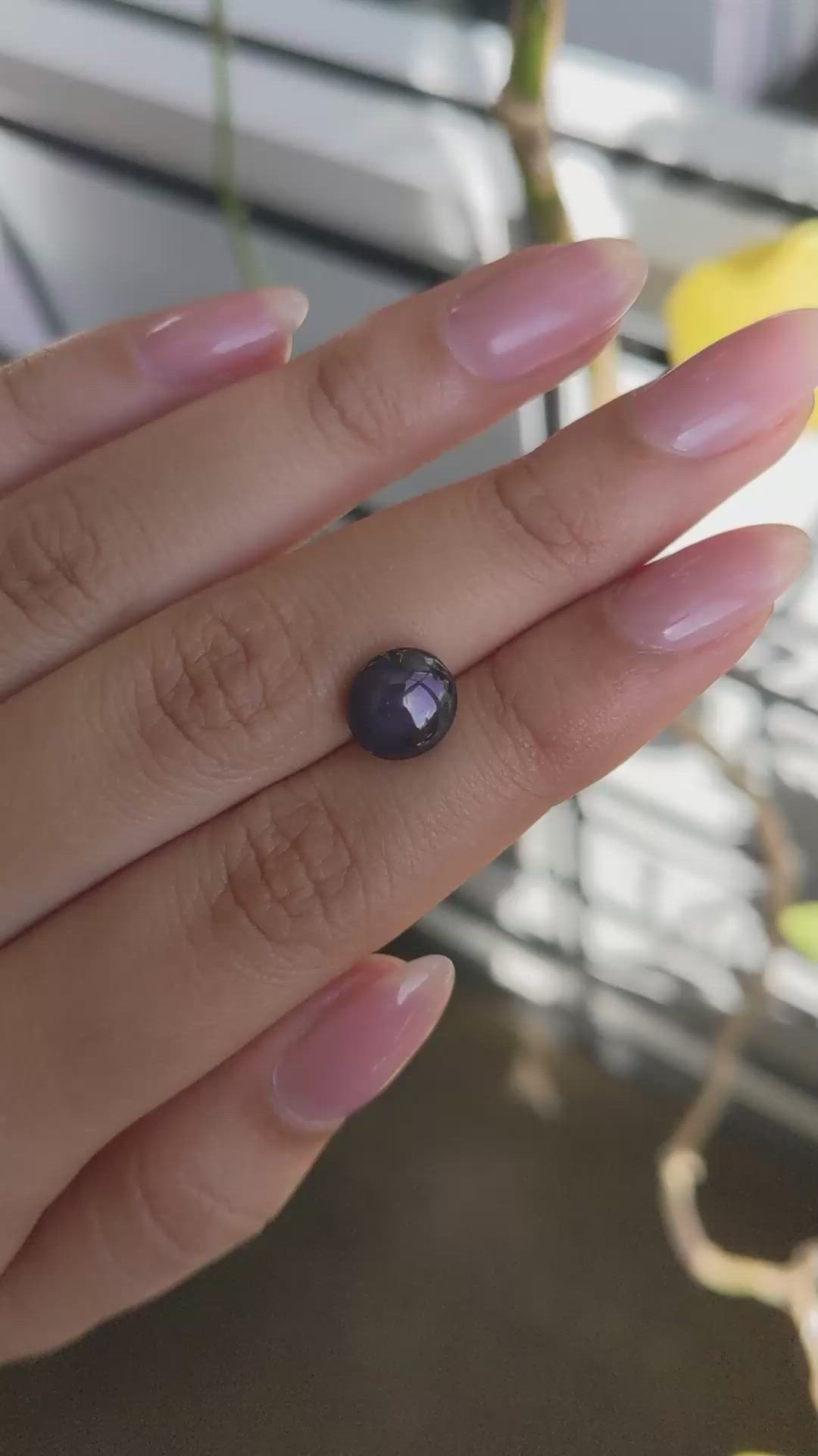 4.02 Ct. Purple Star Spinel from Ceylon (Sri Lanka) Size Video