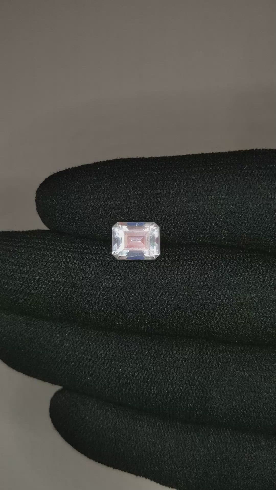 2.52 Ct. White Moonstone from Ceylon (Sri Lanka) Size Video