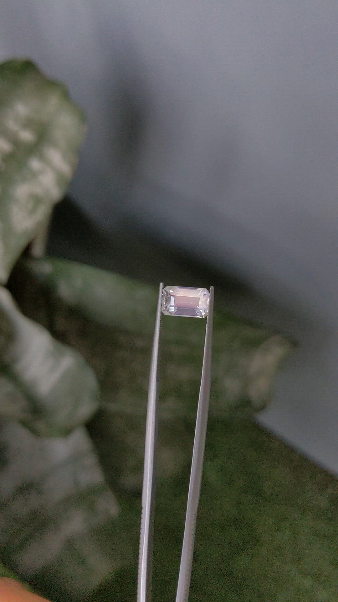 2.80 Ct. White Moonstone from Ceylon (Sri Lanka) Size Video