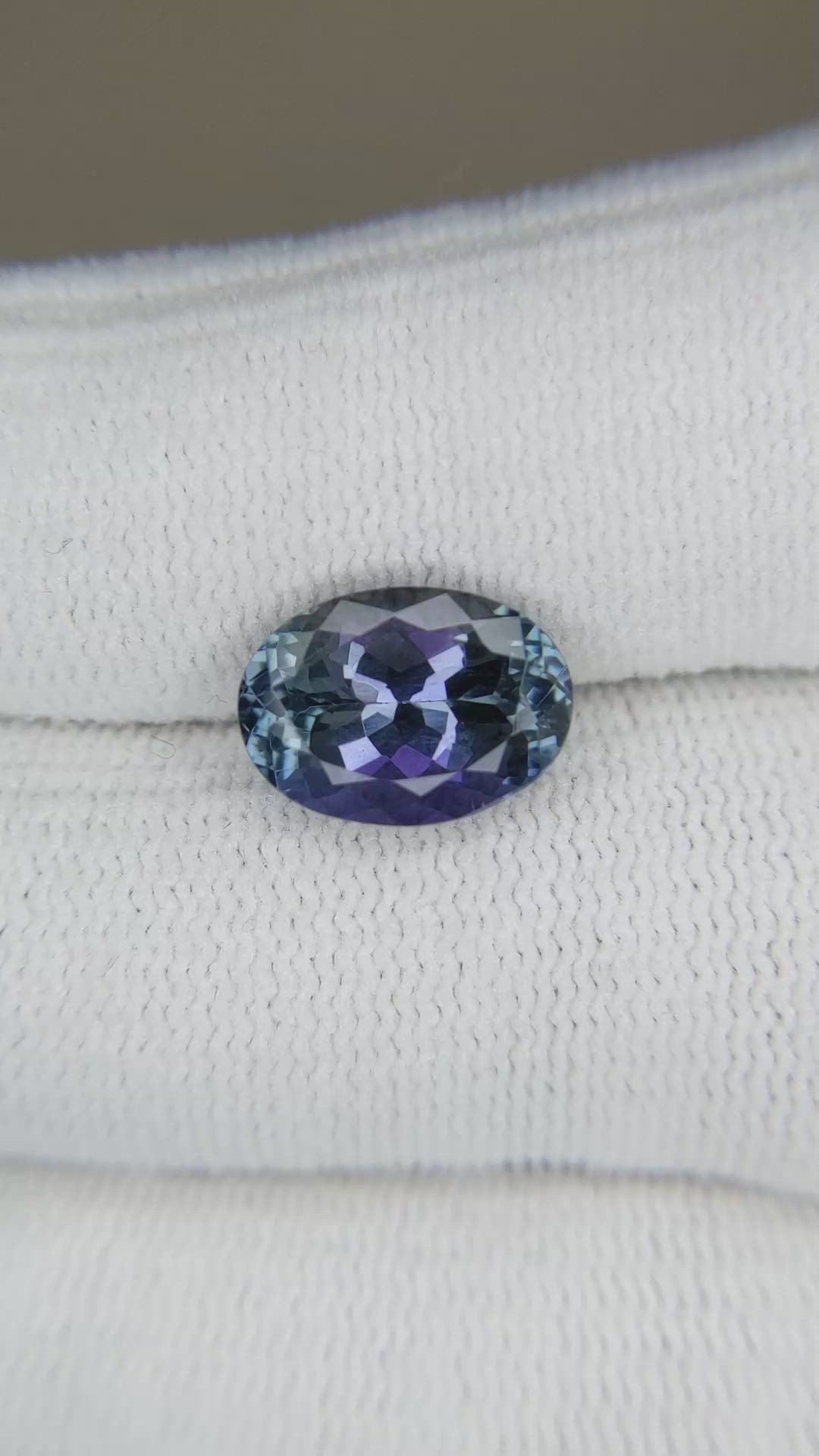 4.34 Ct. Violetish Blue Tanzanite from Tanzania Size Video