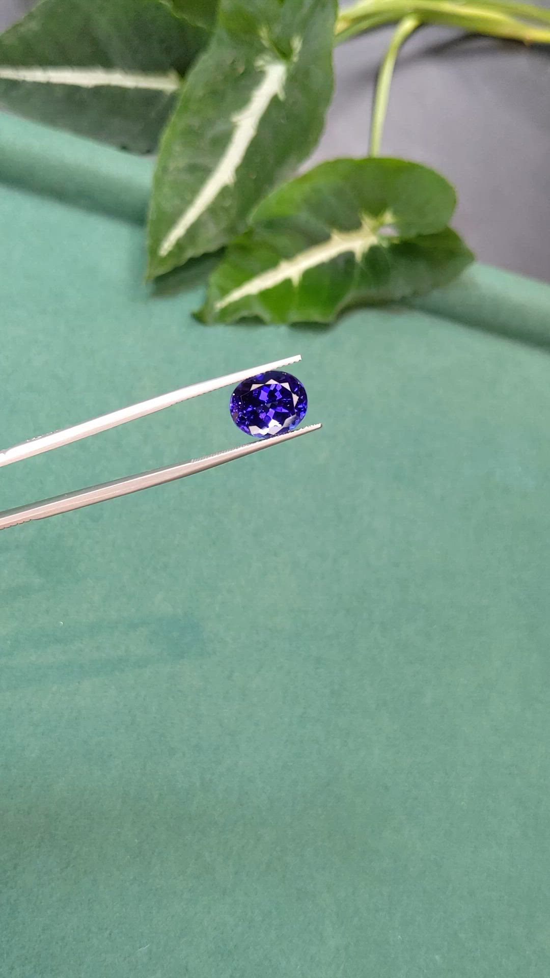 5.70 Ct. Violetish Blue Tanzanite from Tanzania Size Video