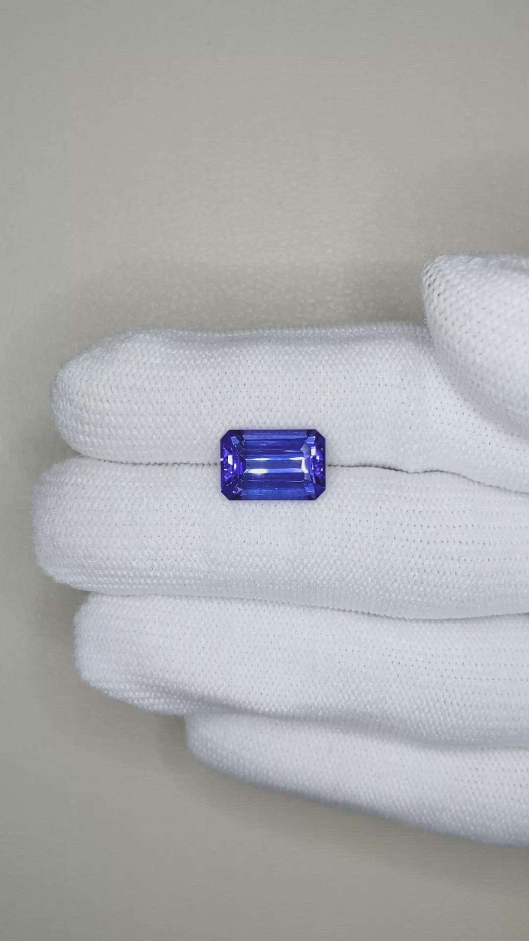 4.63 Ct. Violetish Blue Tanzanite from Tanzania Size Video