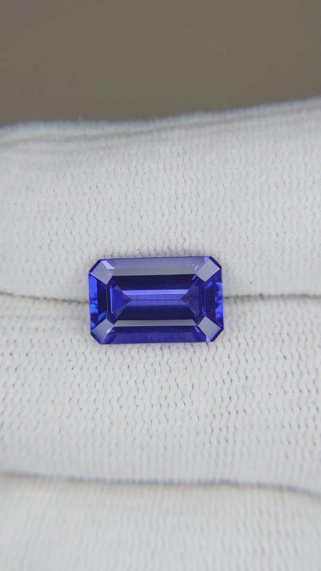 3.82 Ct. Violetish Blue Tanzanite from Tanzania Size Video