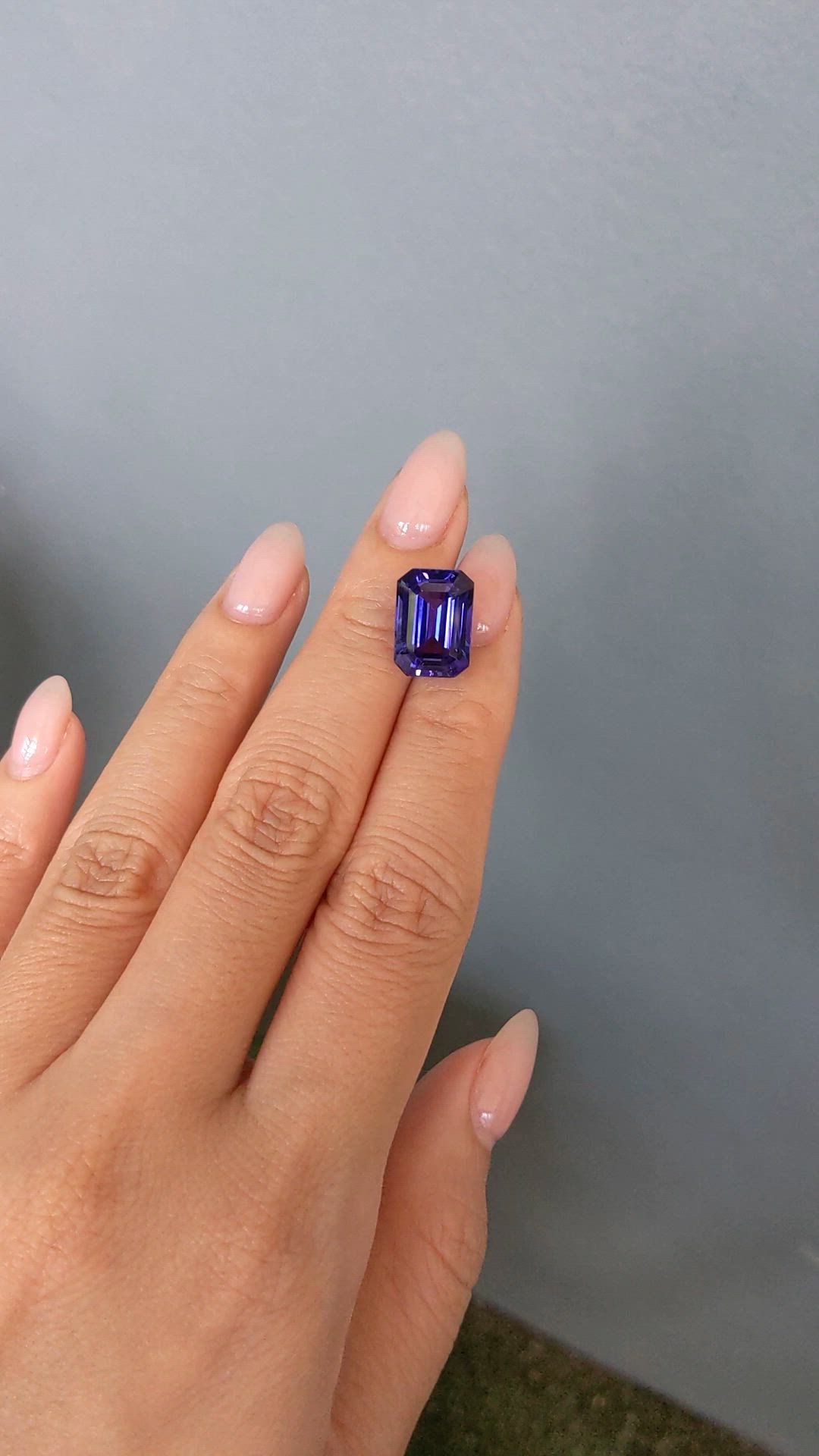 8.48 Ct. Violetish Blue Tanzanite from Tanzania Size Video